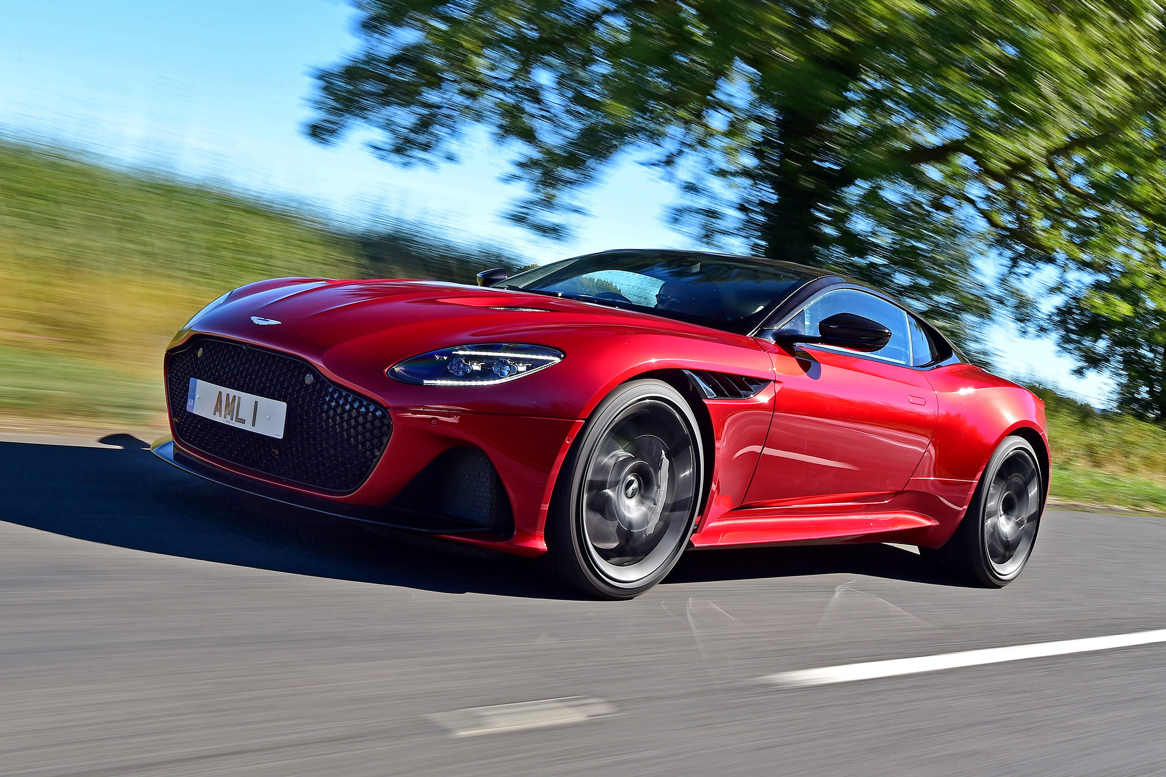 New Aston Martin DBS Superleggera 2018 review