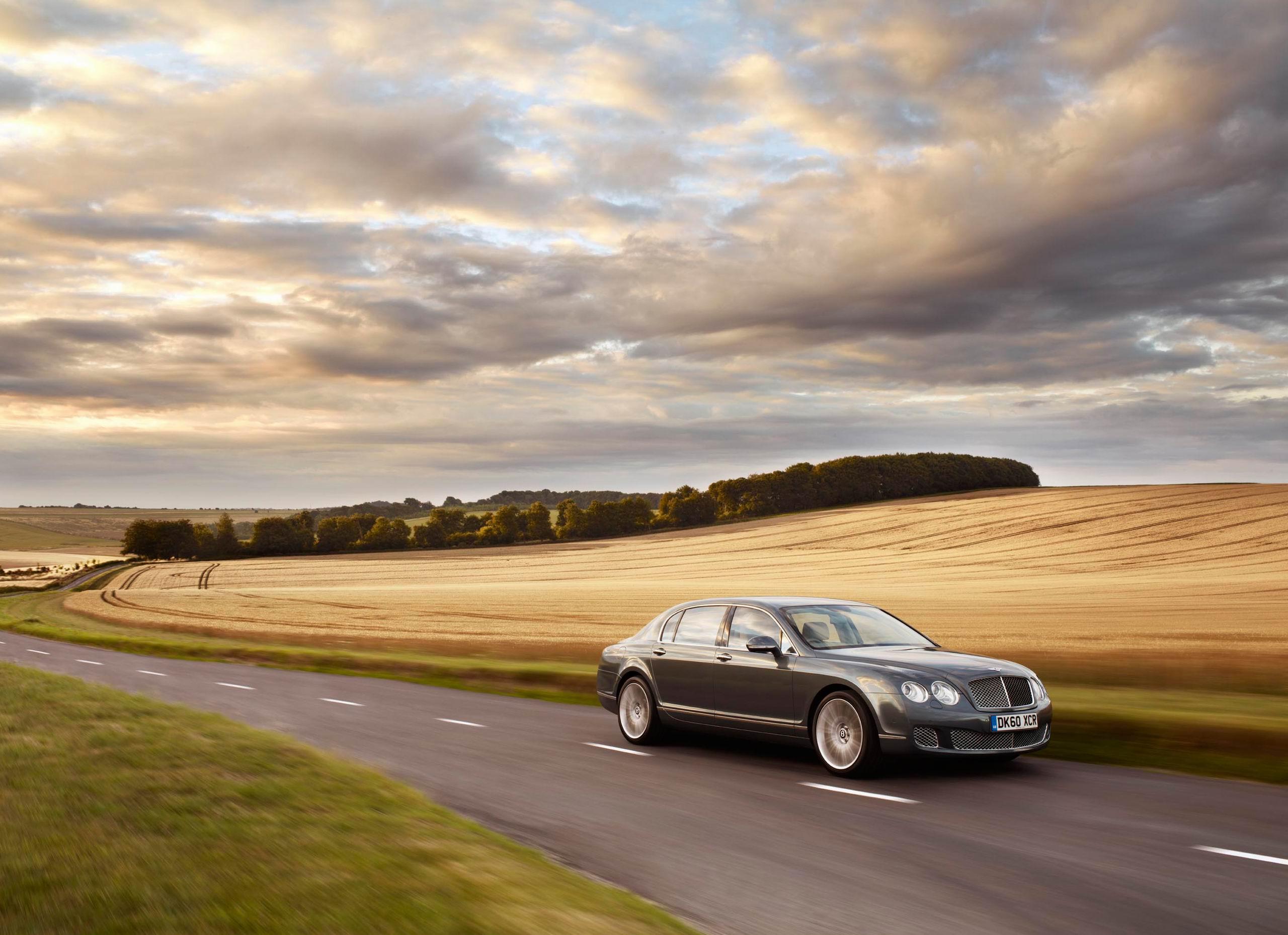 Bentley Flying Spur Wallpapers HD