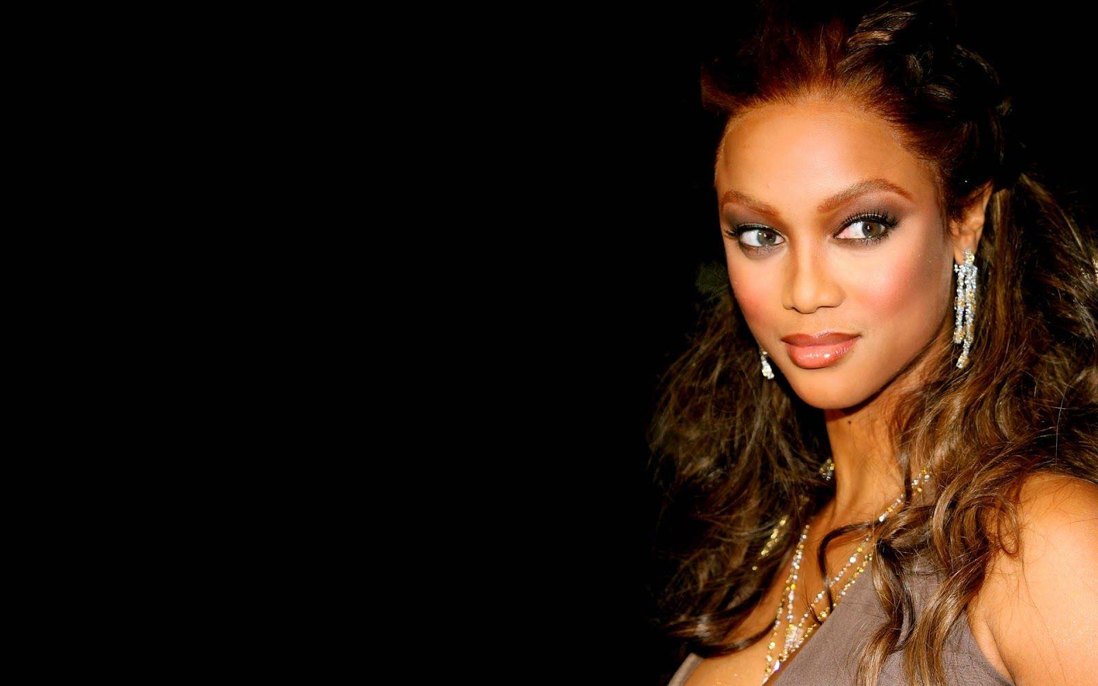 STAR FREE DOWNLOAD HD WALLPAPERS: Tyra Banks Hd Wallpapers Free