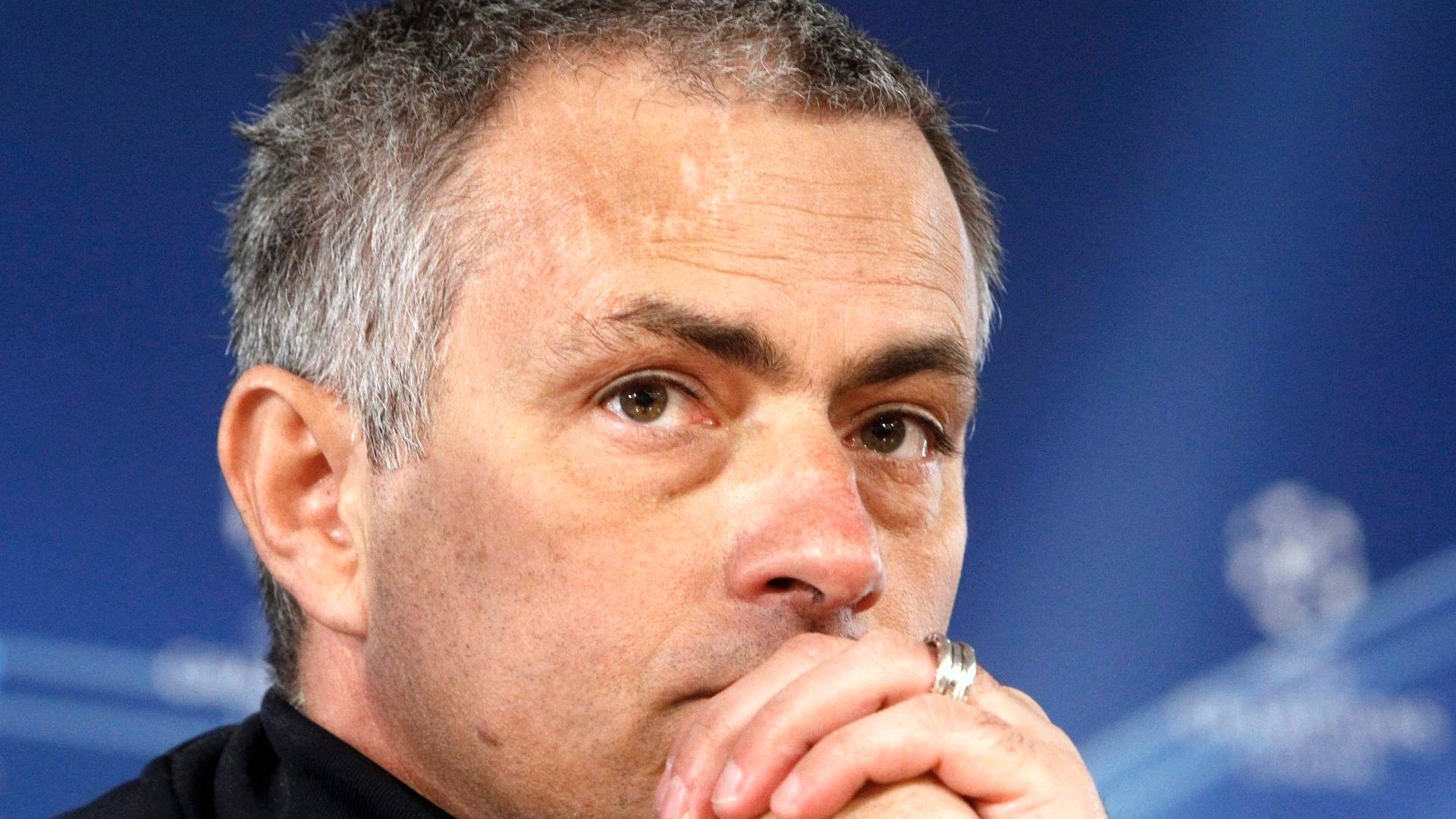 Sport: Jose Mourinho Wallpapers Hd 18 Worry , jose mourinho