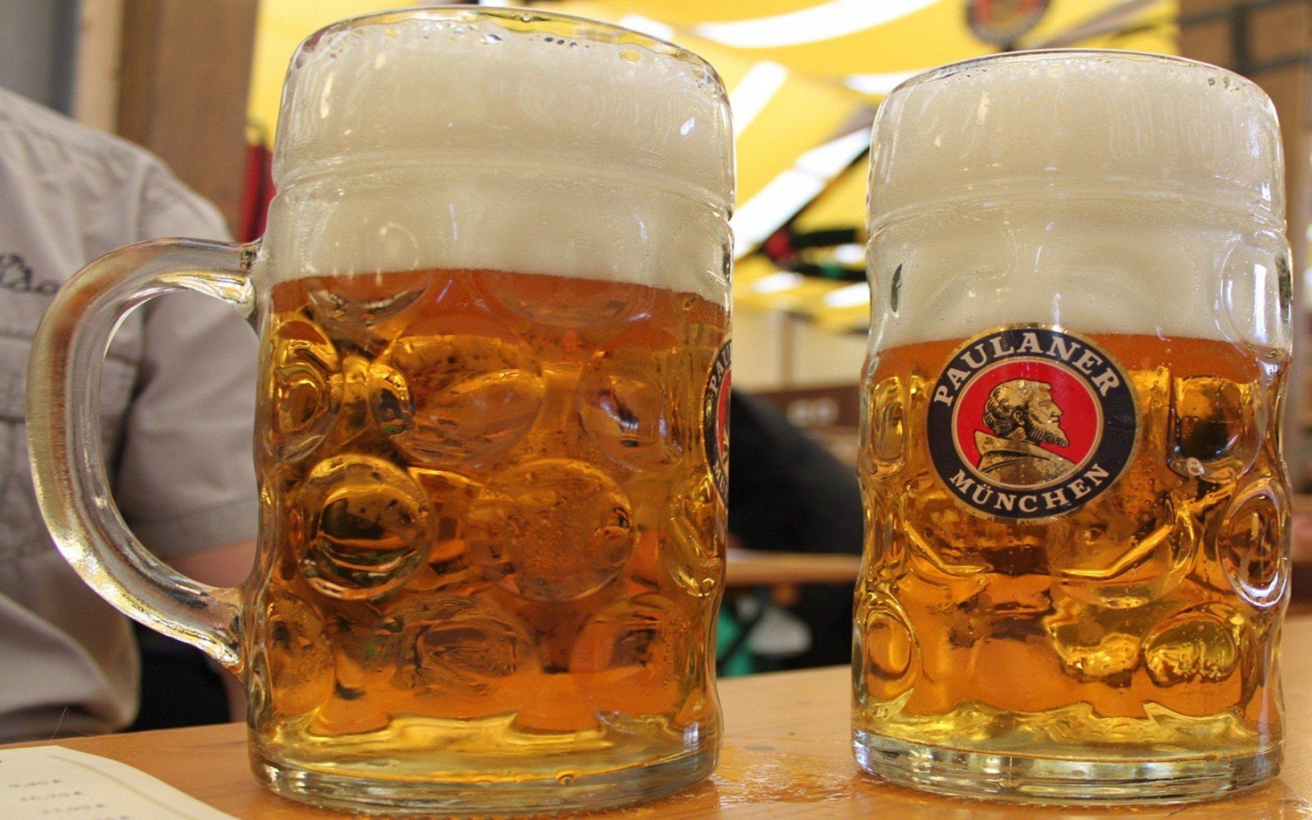 bavaria beer in oktoberfest wallpapers photo