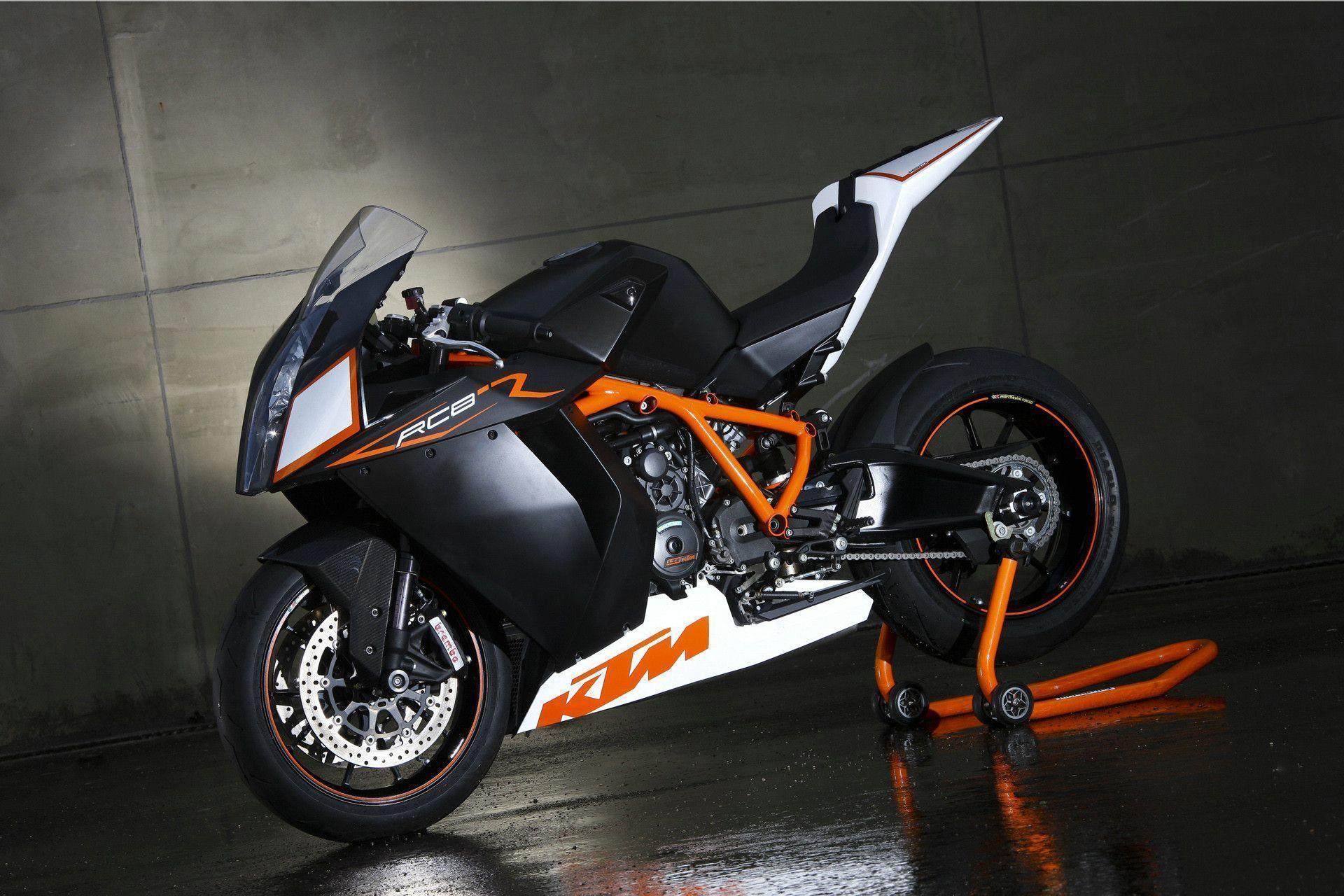 KTM RC8R Wallpapers