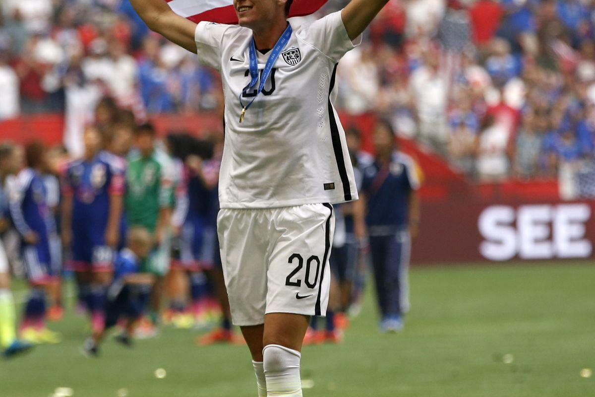 The Daily Dirt: Abby Wambach rides off into the sunset