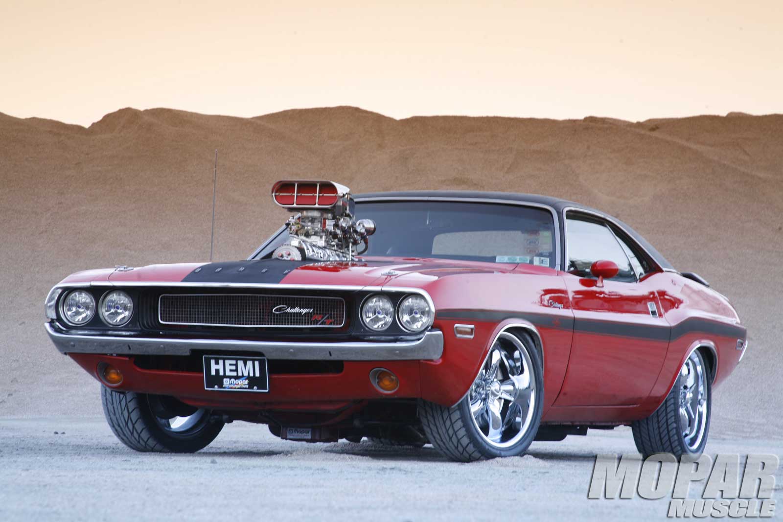 Wallpapers and Latest News From Facebook: 3 Dodge Challenger Wallpapers