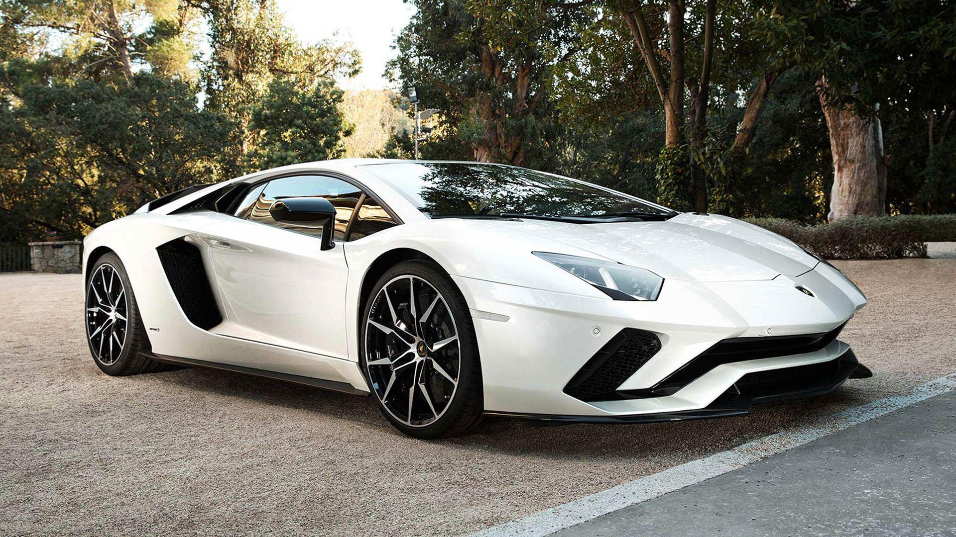 2017 Lamborghini Aventador S Coupe C… Wallpapers