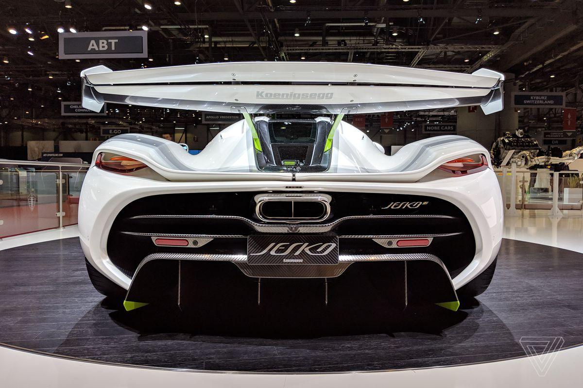 Koenigsegg’s Jesko is a 300 mph projectile on wheels