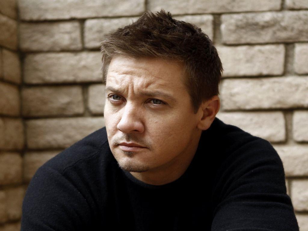 Jeremy Renner wallpapers