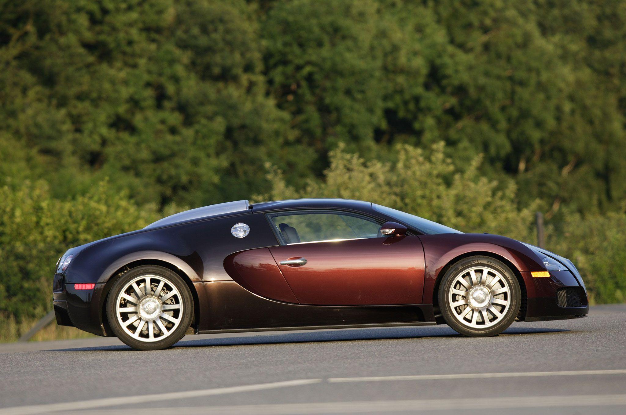 2005 Bugatti Veyron EB 16.4 Review