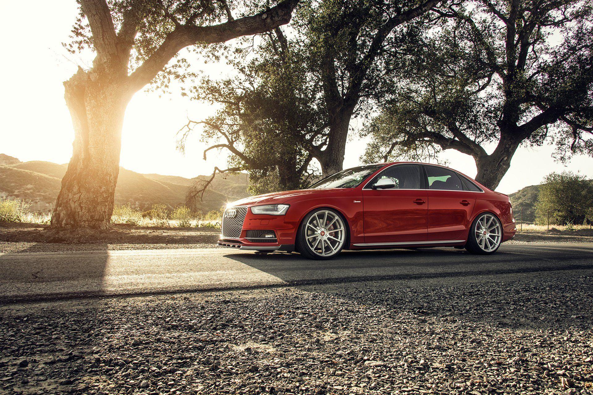 25 Audi S4 HD Wallpapers