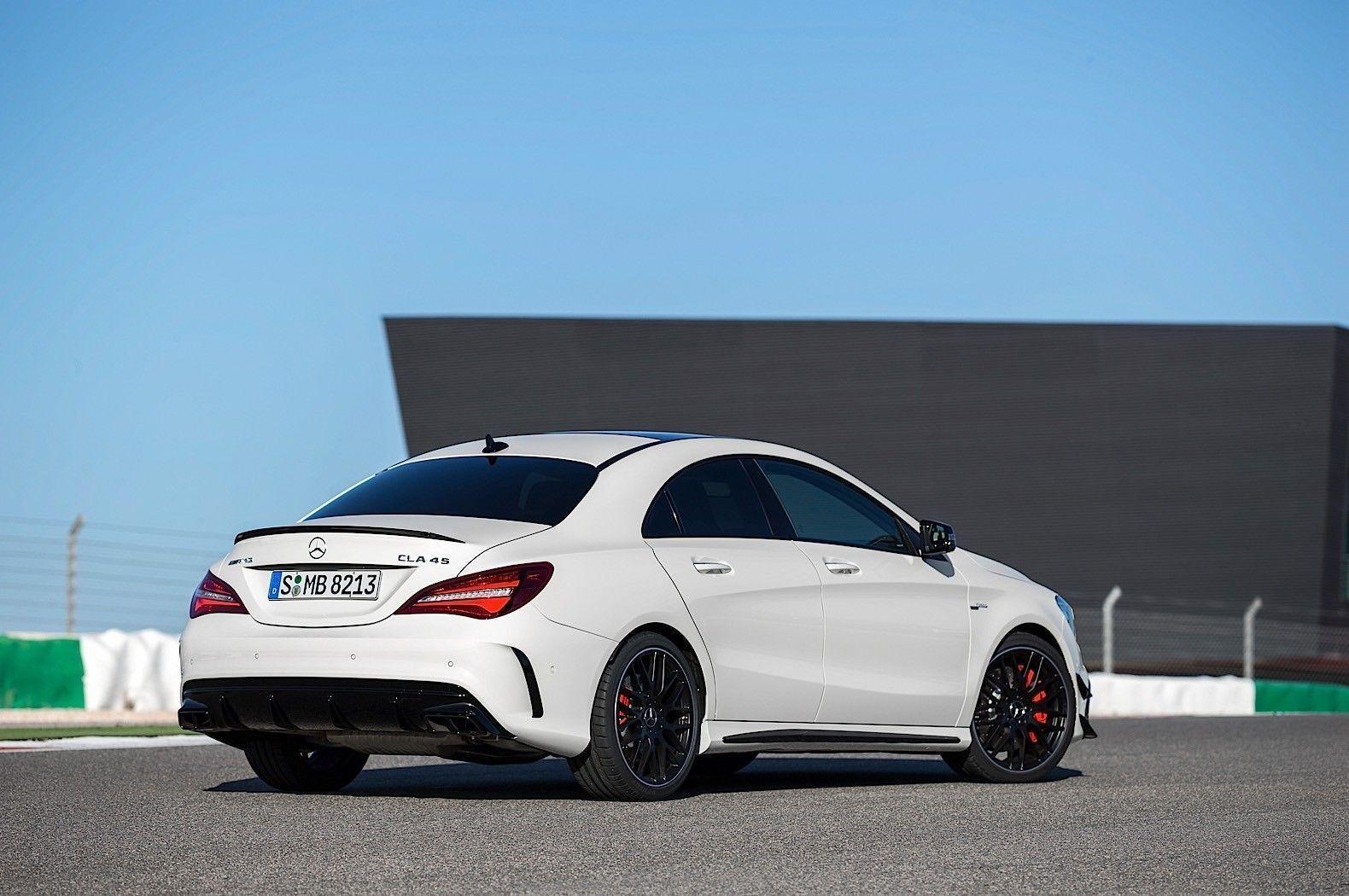 2017 Mercedes CLA Shooting Brake Image