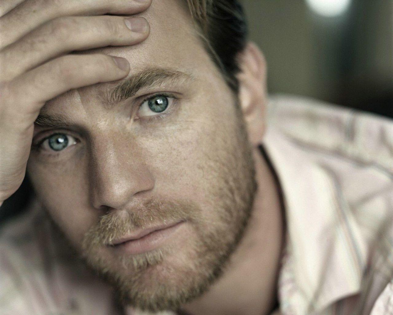 Ewan Mcgregor HD Desktop Wallpapers