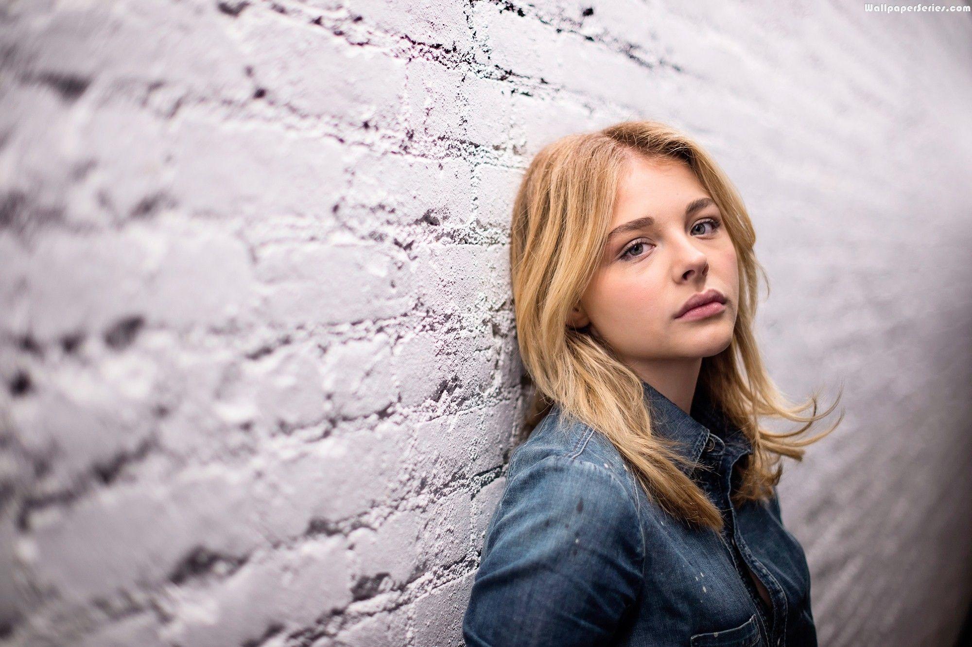 Download 402 Chloe Grace Moretz HD Wallpaper Backgrounds Wallpapers