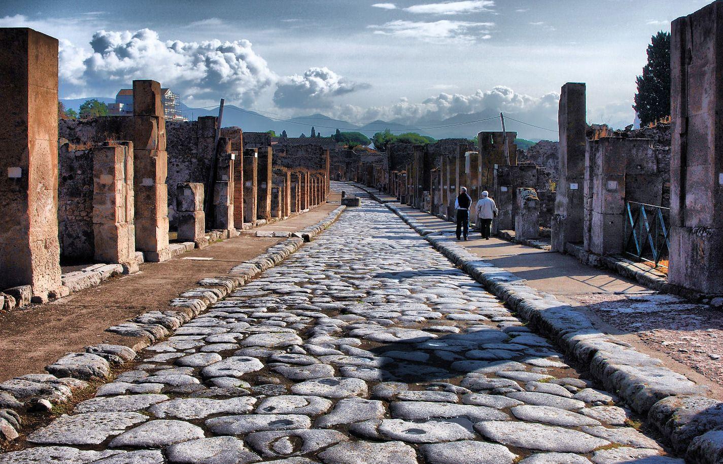 Amphitheatre Of Pompeii Wallpapers 20