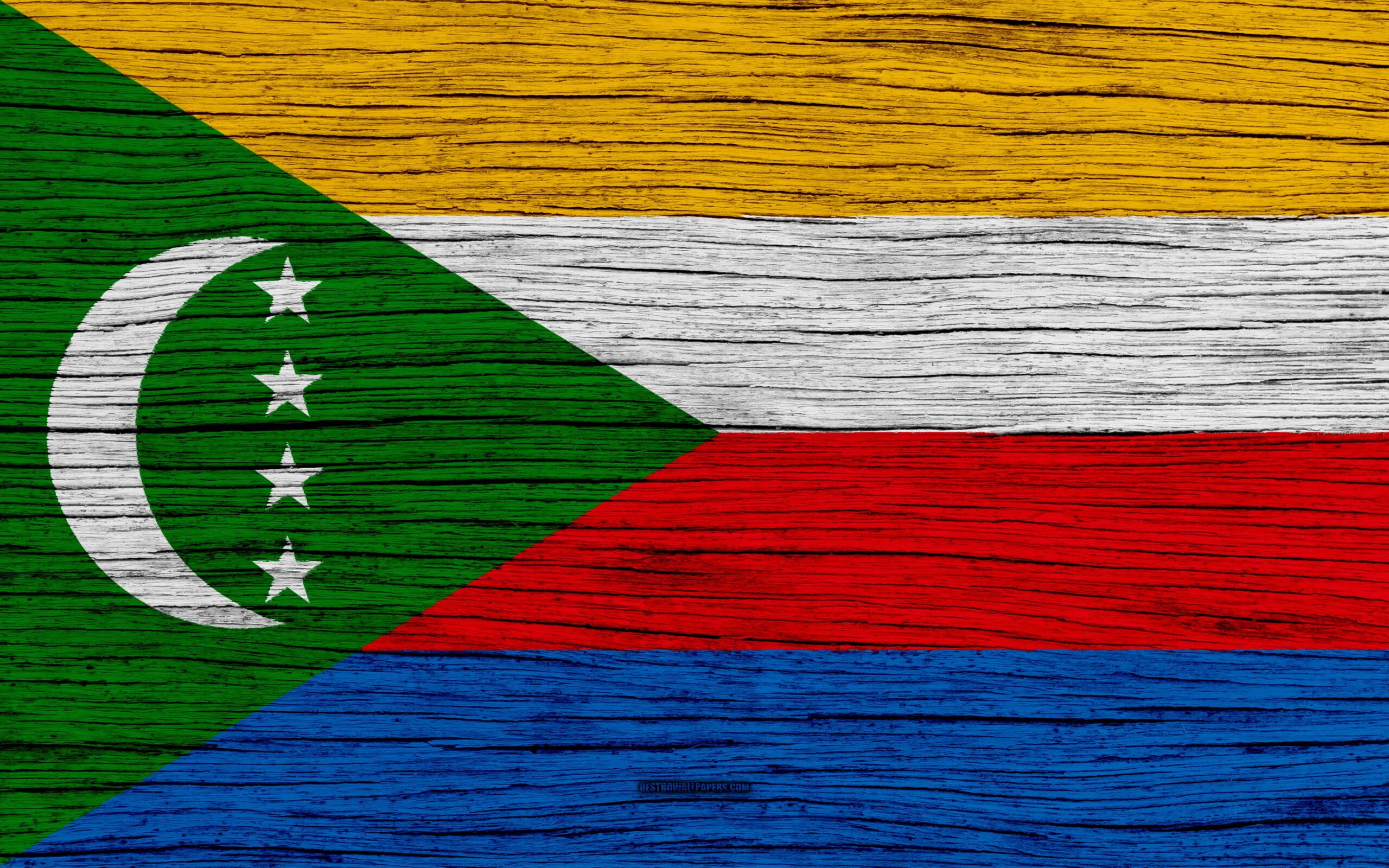 Download wallpapers Flag of Comoros, 4k, Africa, wooden texture