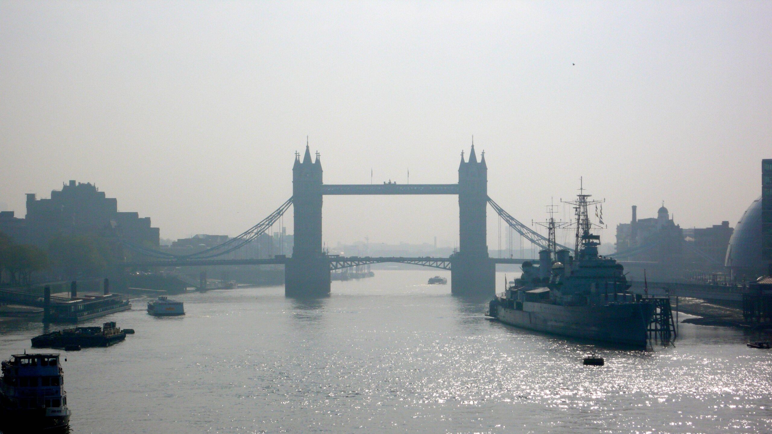 Tower Bridge & HMS Belfast : wallpapers