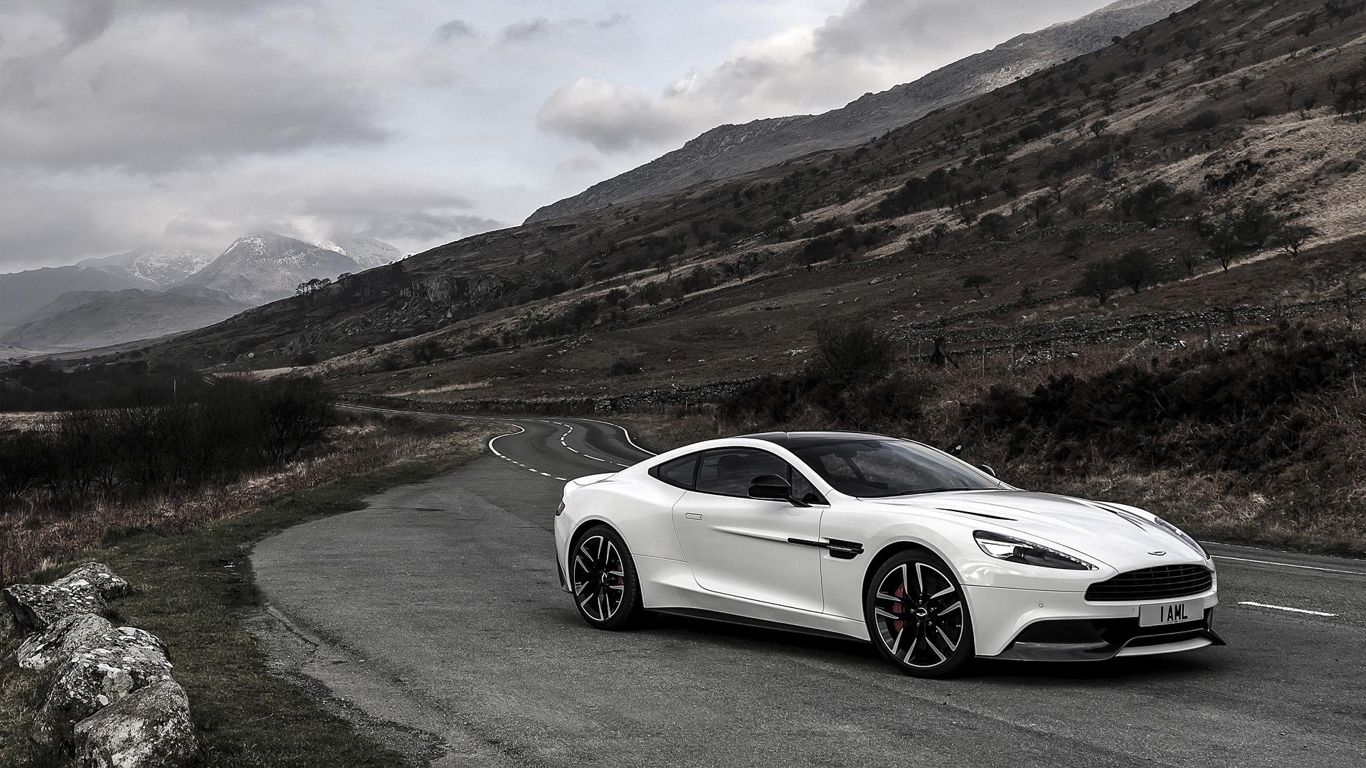 2015 Aston Martin Vanquish Carbon Edition Wallpapers & HD Image