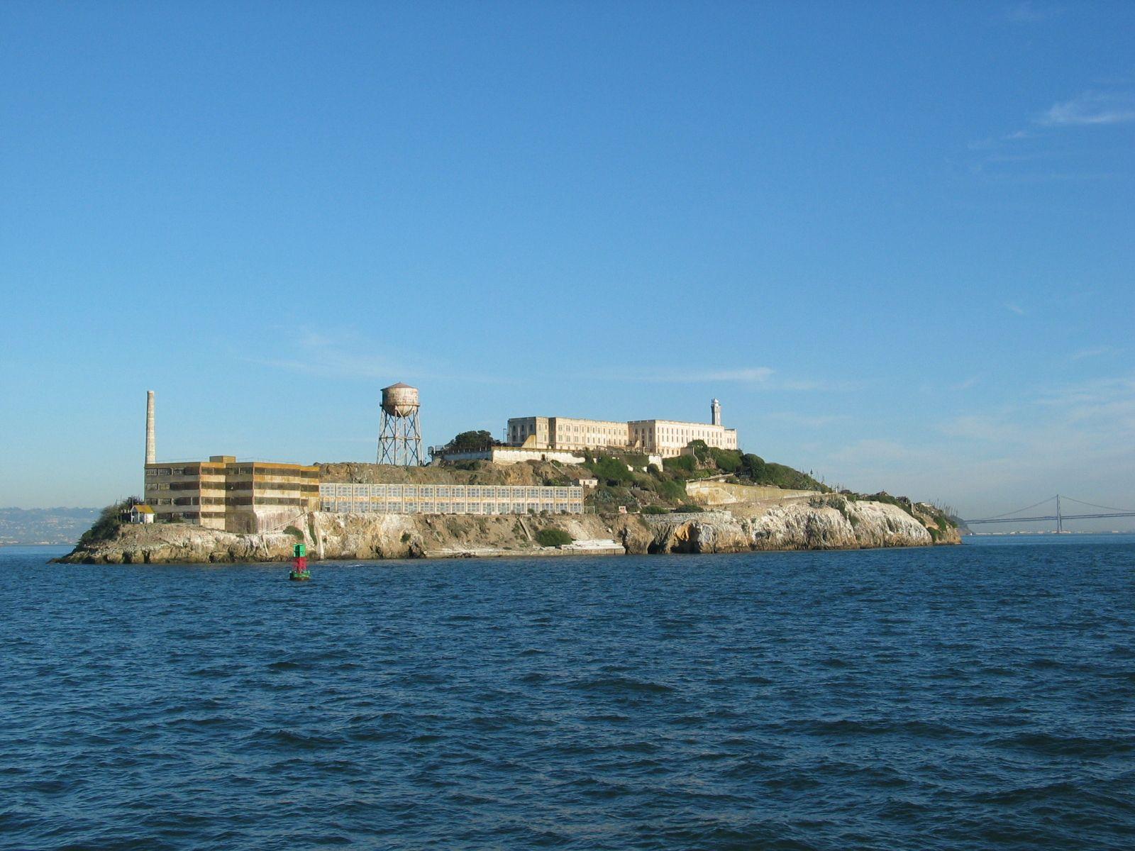 File:Alcatraz Island