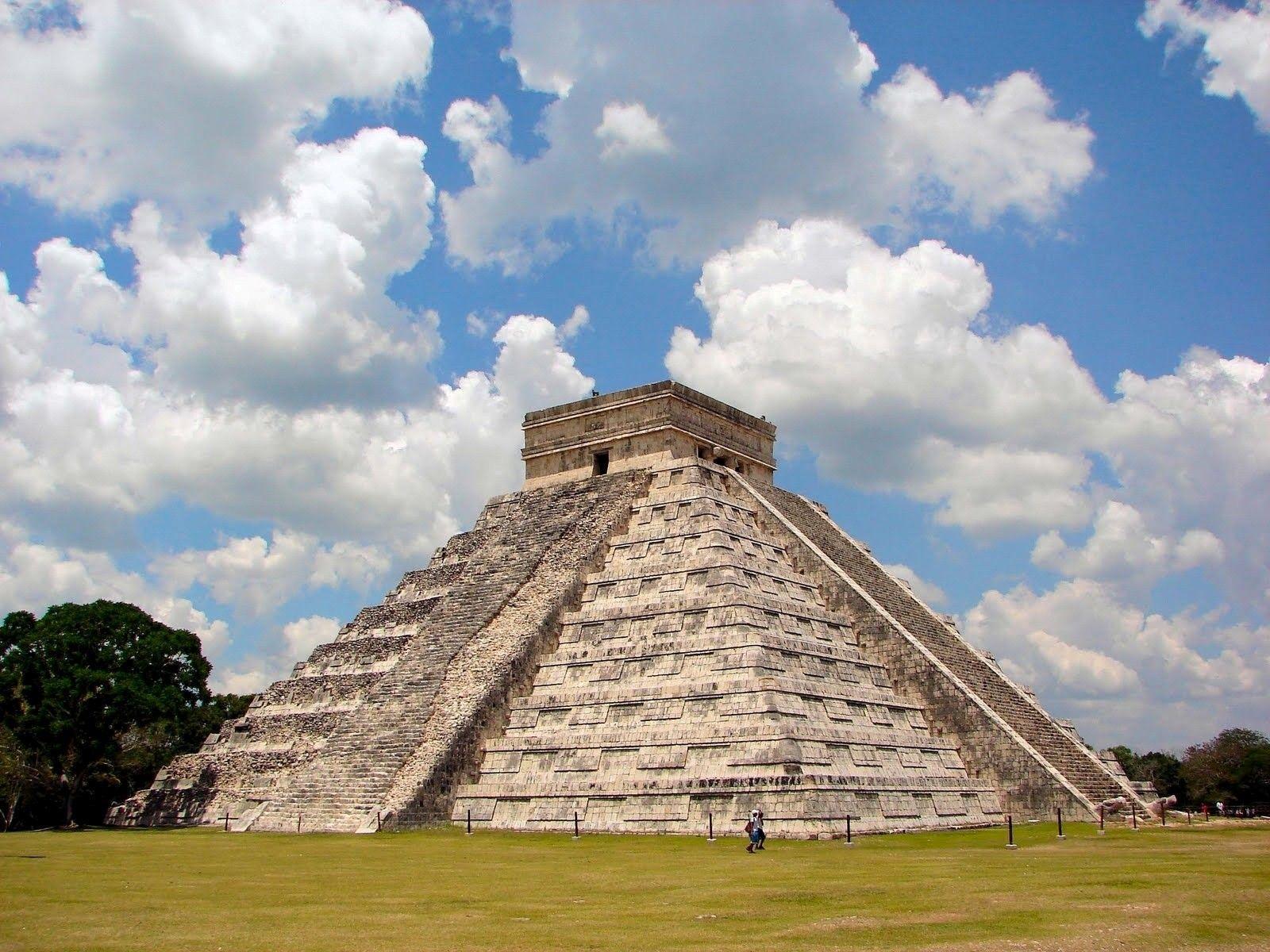 Chichen Itza HD Wallpapers Image Pictures Photos Download