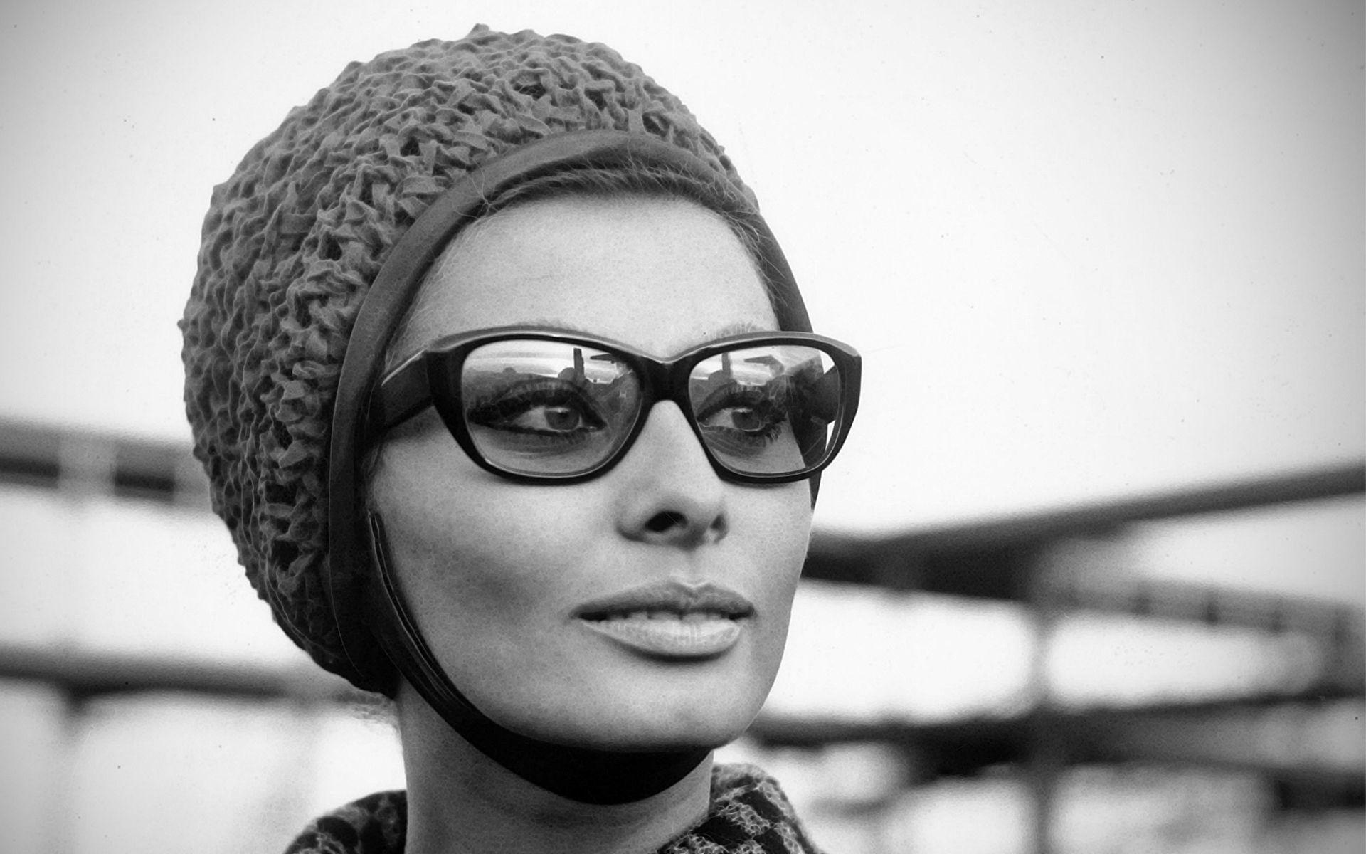 1 Sophia Loren HD Wallpapers