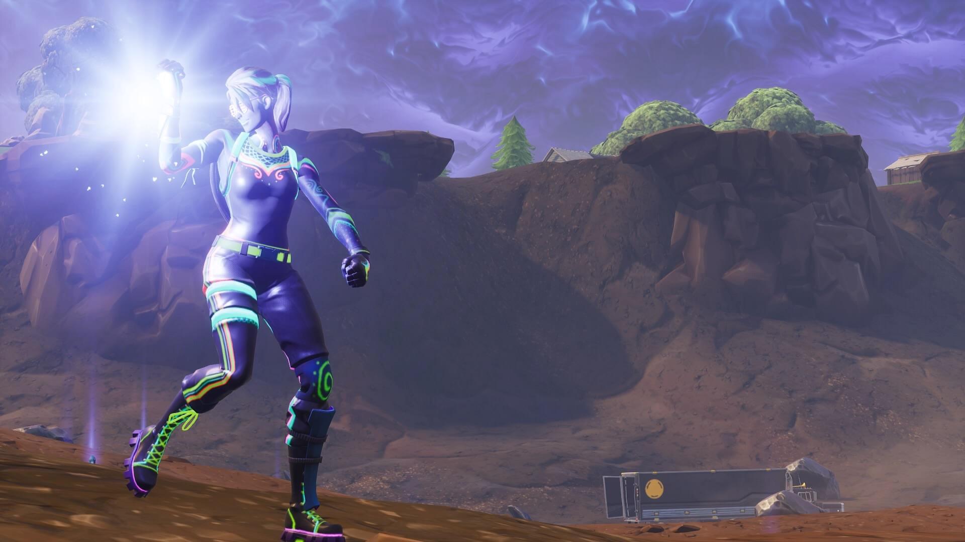 Took this screenshot with the new Nitelite skin : FortNiteBR