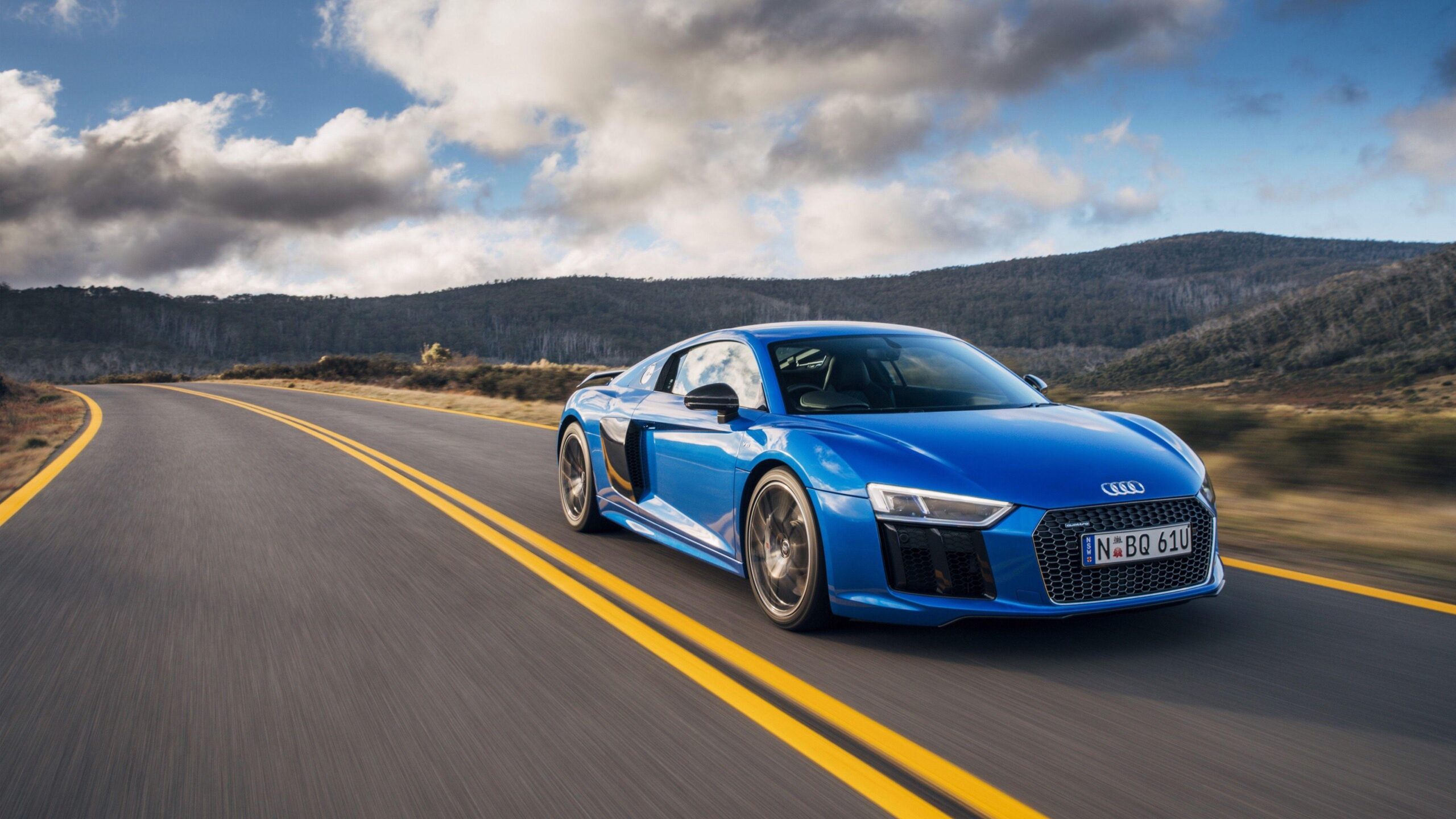 Audi R8 V10 Plus wallpapers