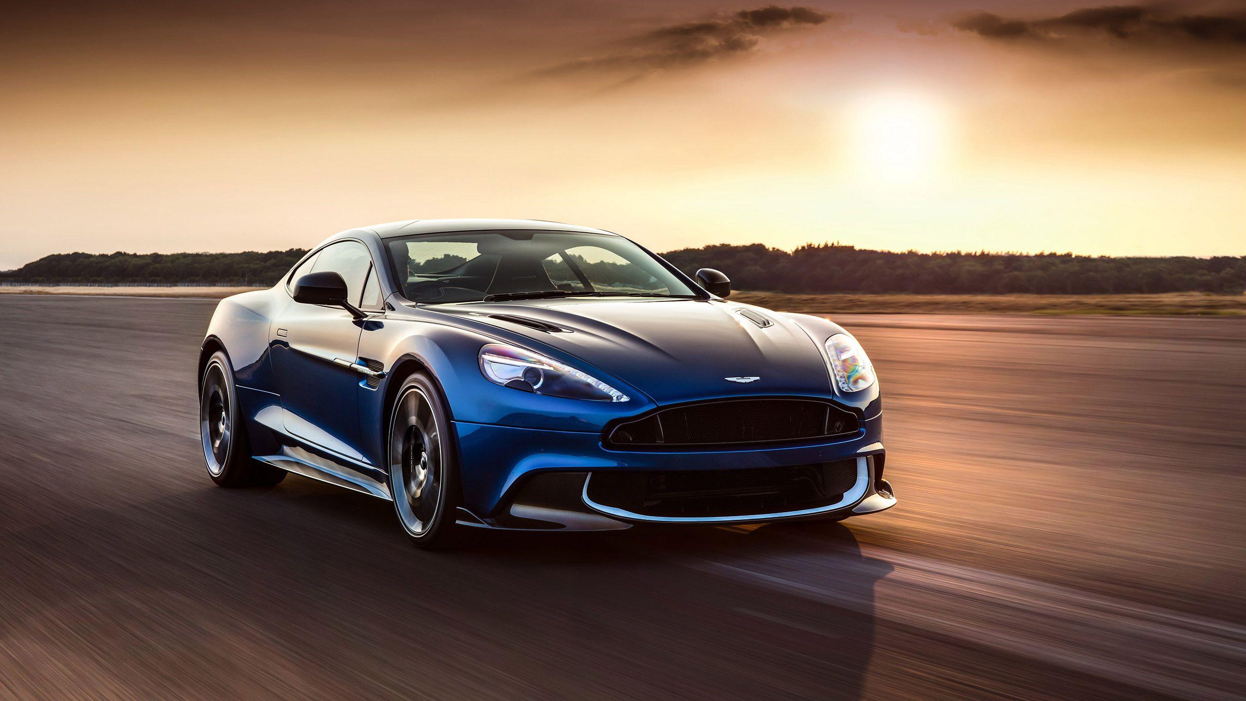 2017 Aston Martin Vanquish S Wallpapers