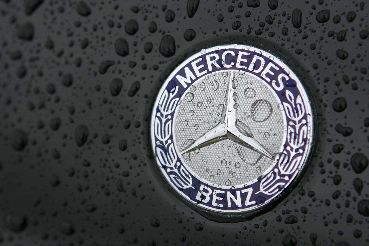 Mercedes Logo Wallpapers