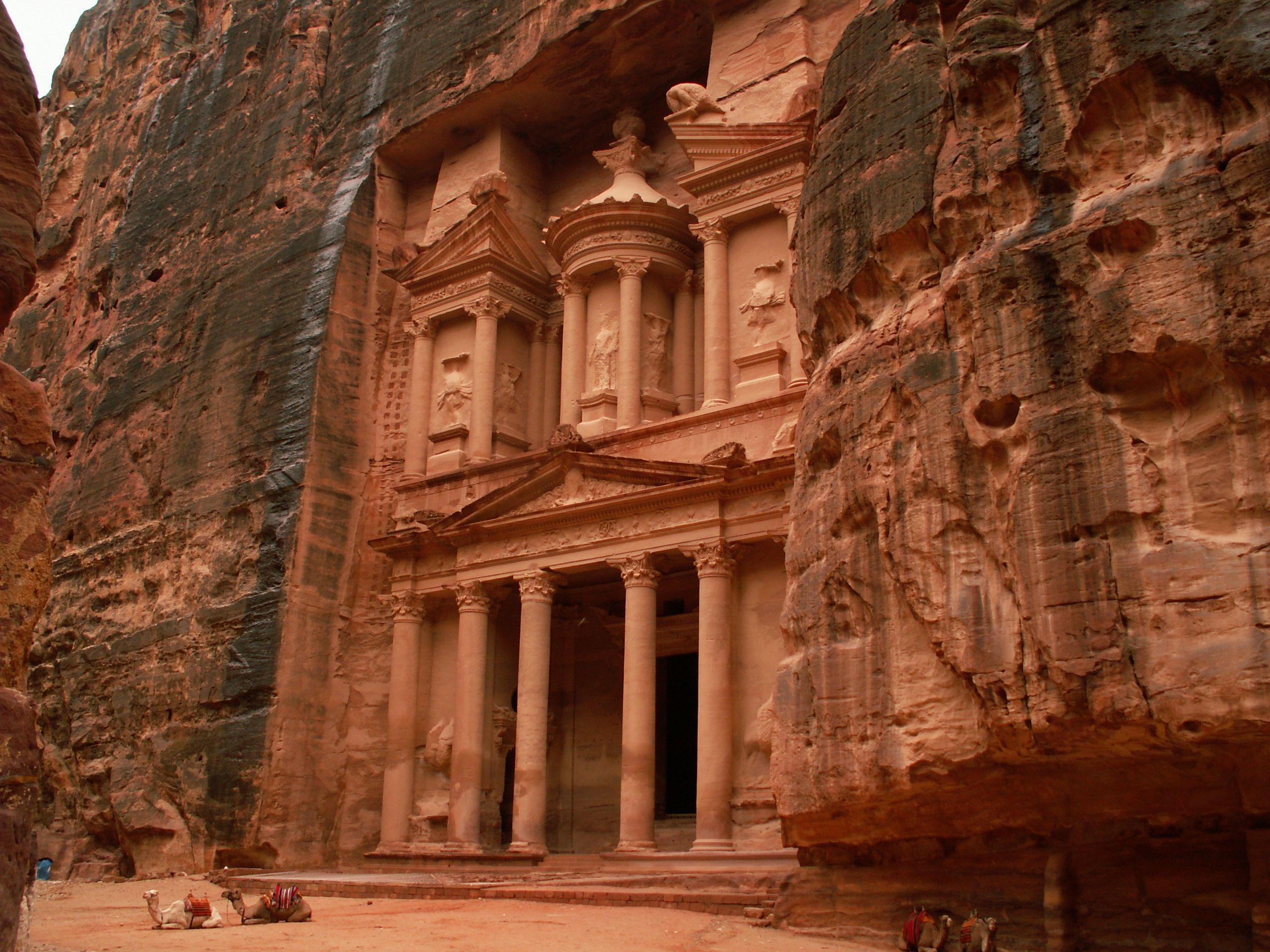 40 Petra HD Wallpapers