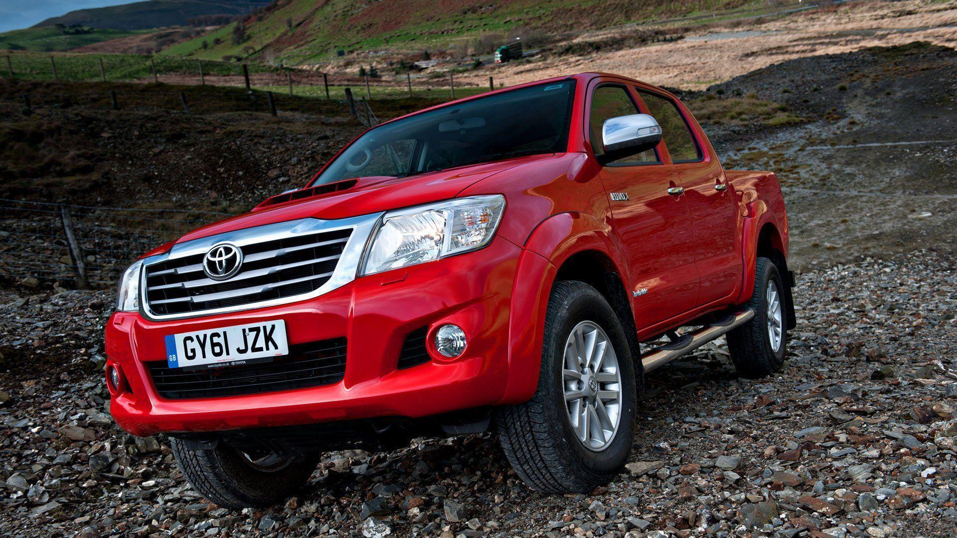 Toyota Hilux 2012 Wallpapers