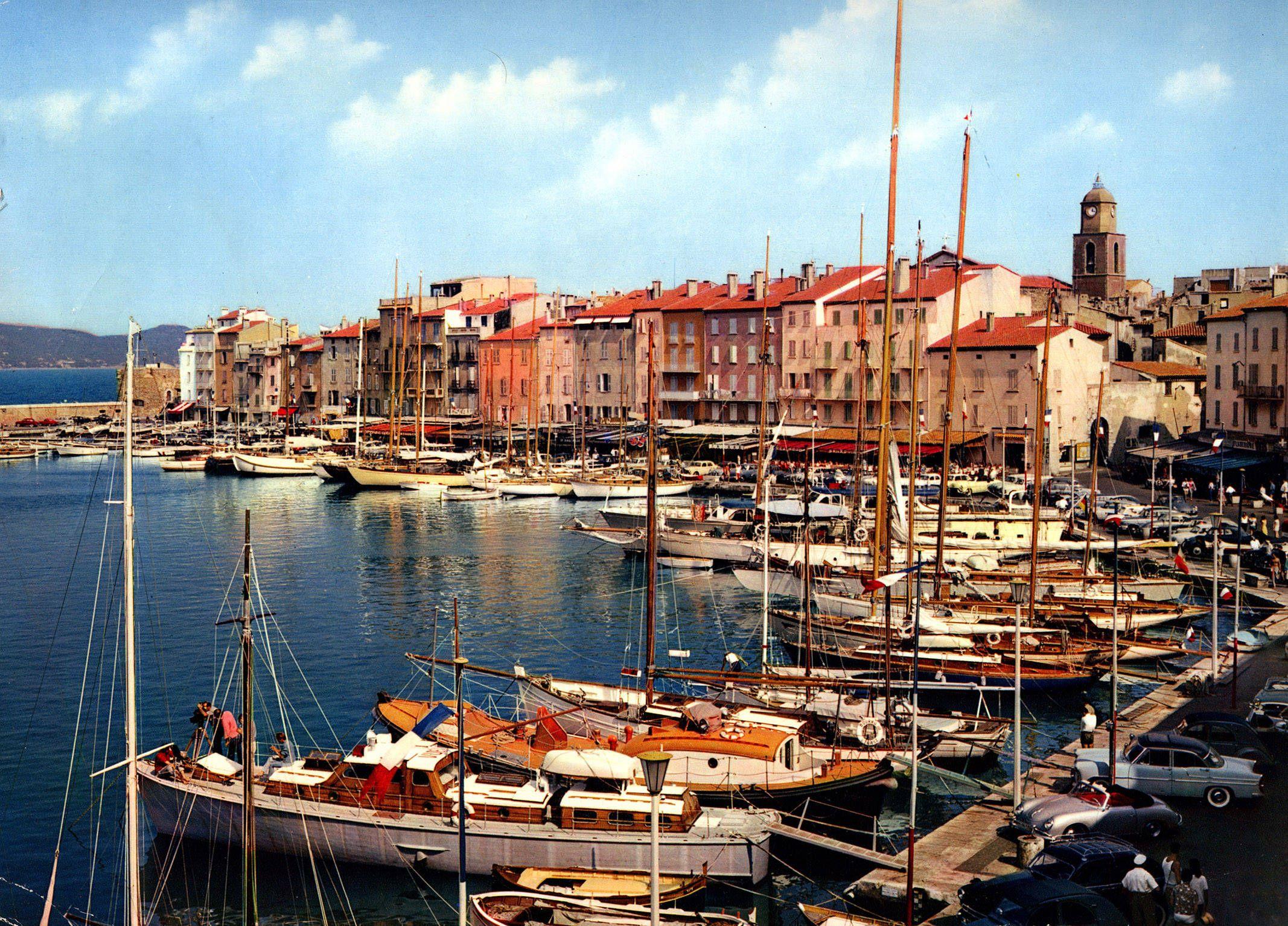 The Port Of Genoa, Italy, wallpapers 840.5 KB