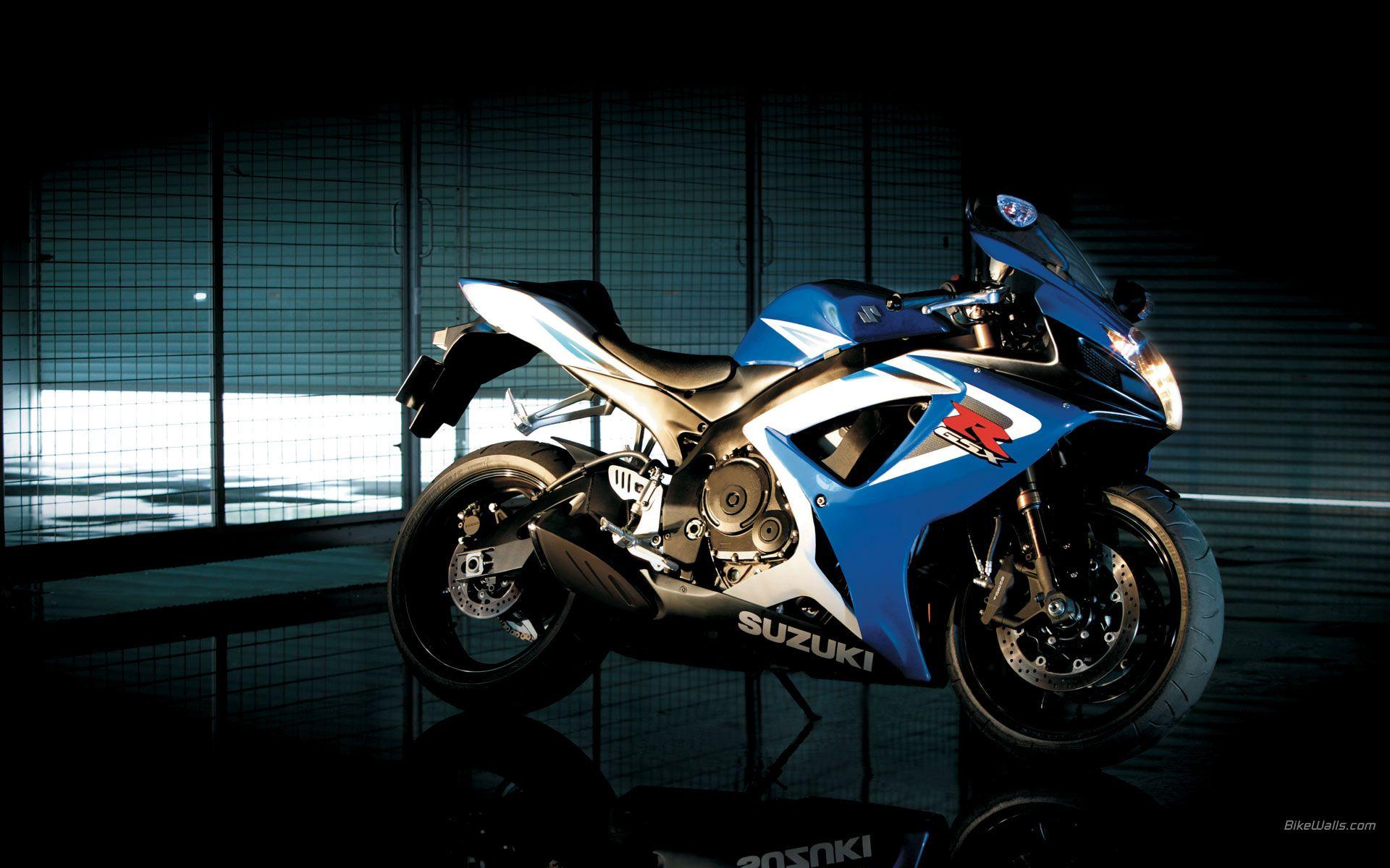 Suzuki Bikes Wallpapers