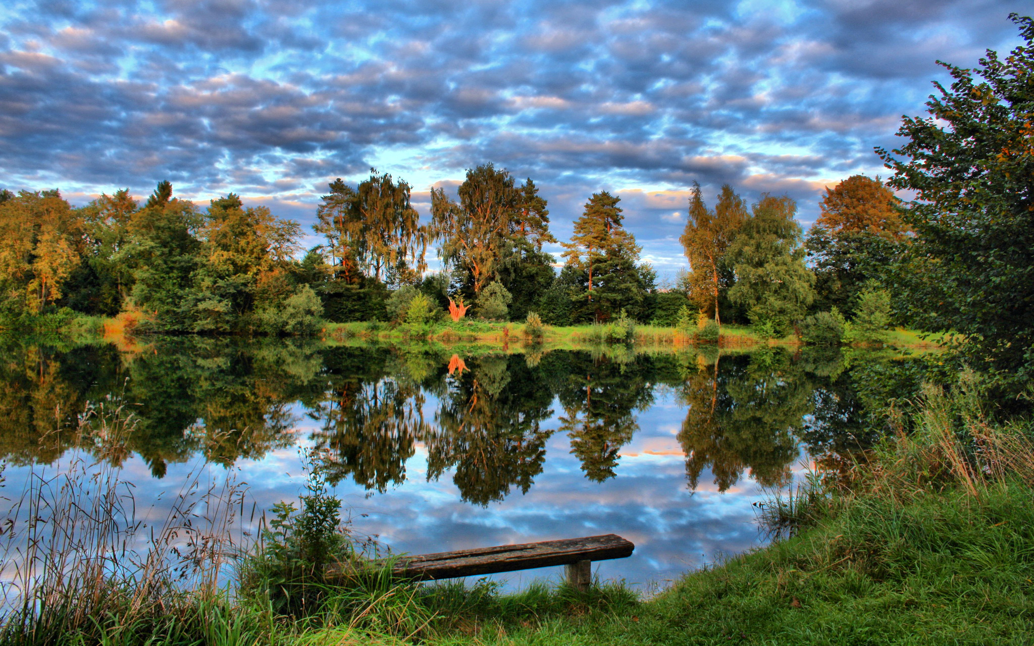 Download wallpapers germany, lake, sky, grass