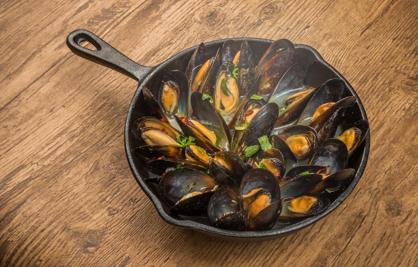 Wallpapers table, seafood, pan, mussels image for desktop