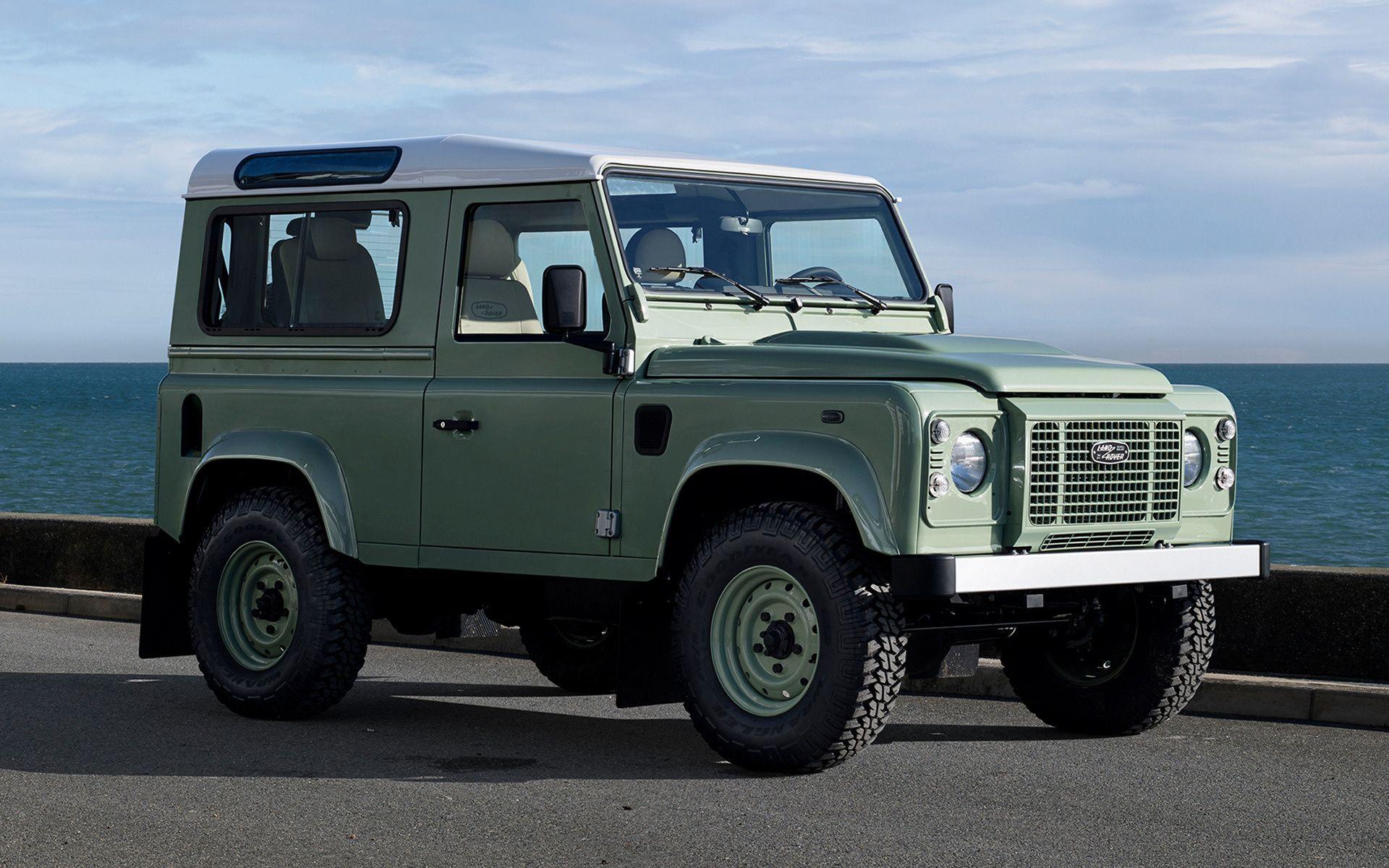 Land Rover Defender 90 Heritage