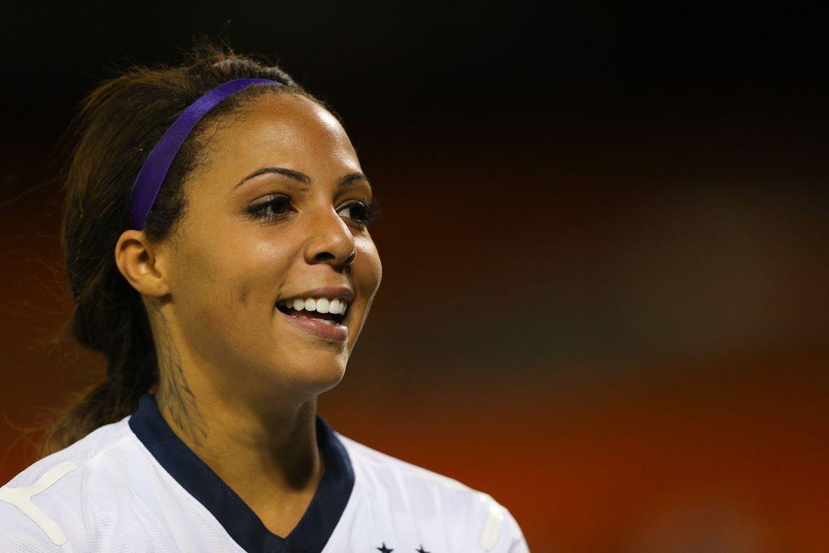 Breakers Trade Forward Sydney Leroux, Acquire Midfielder Kristie