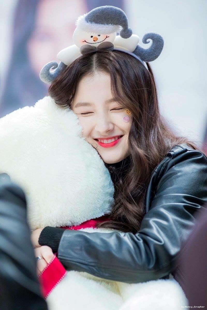 26 image about MOMOLAND 。Nancy