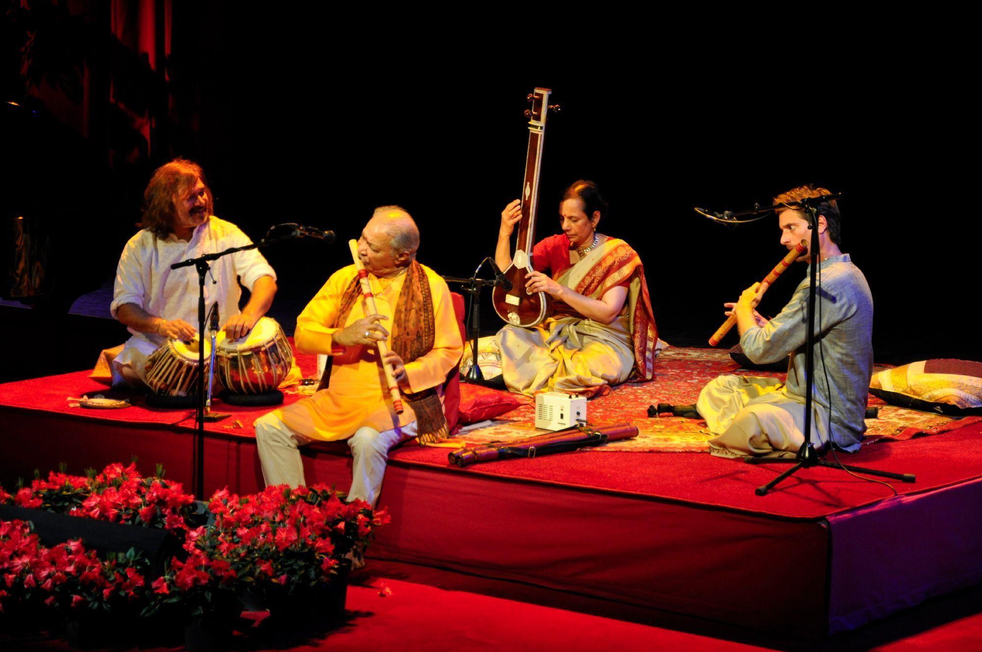 Wallpapers For > Indian Classical Music Wallpapers