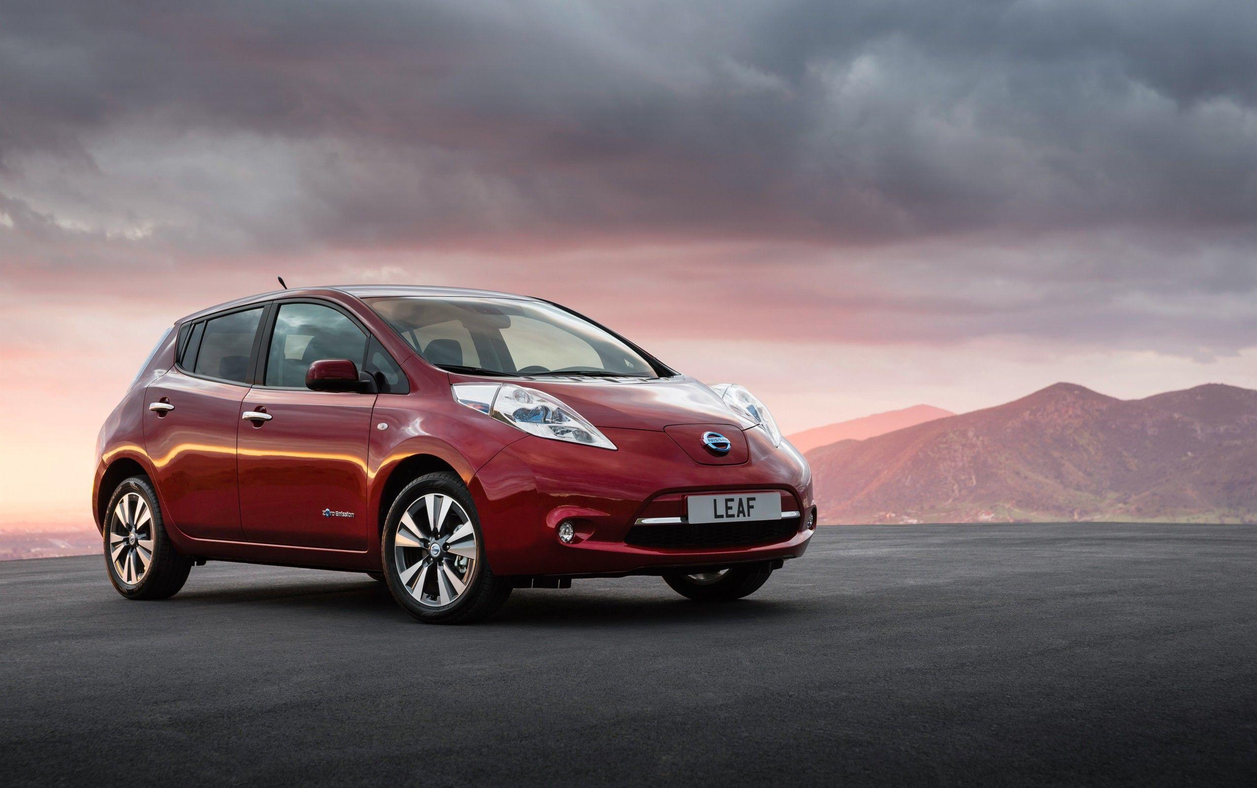 Nissan Leaf 2014 Wallpapers