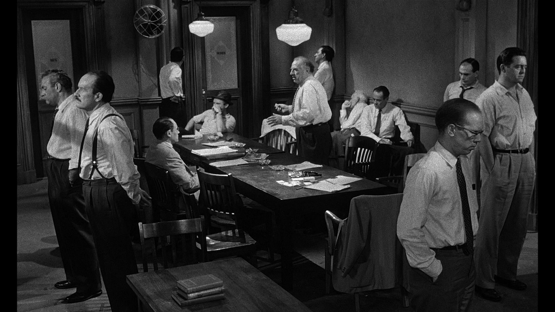 Movies That Everyone Should See: “12 Angry Men” « Fogs’ Movie Reviews