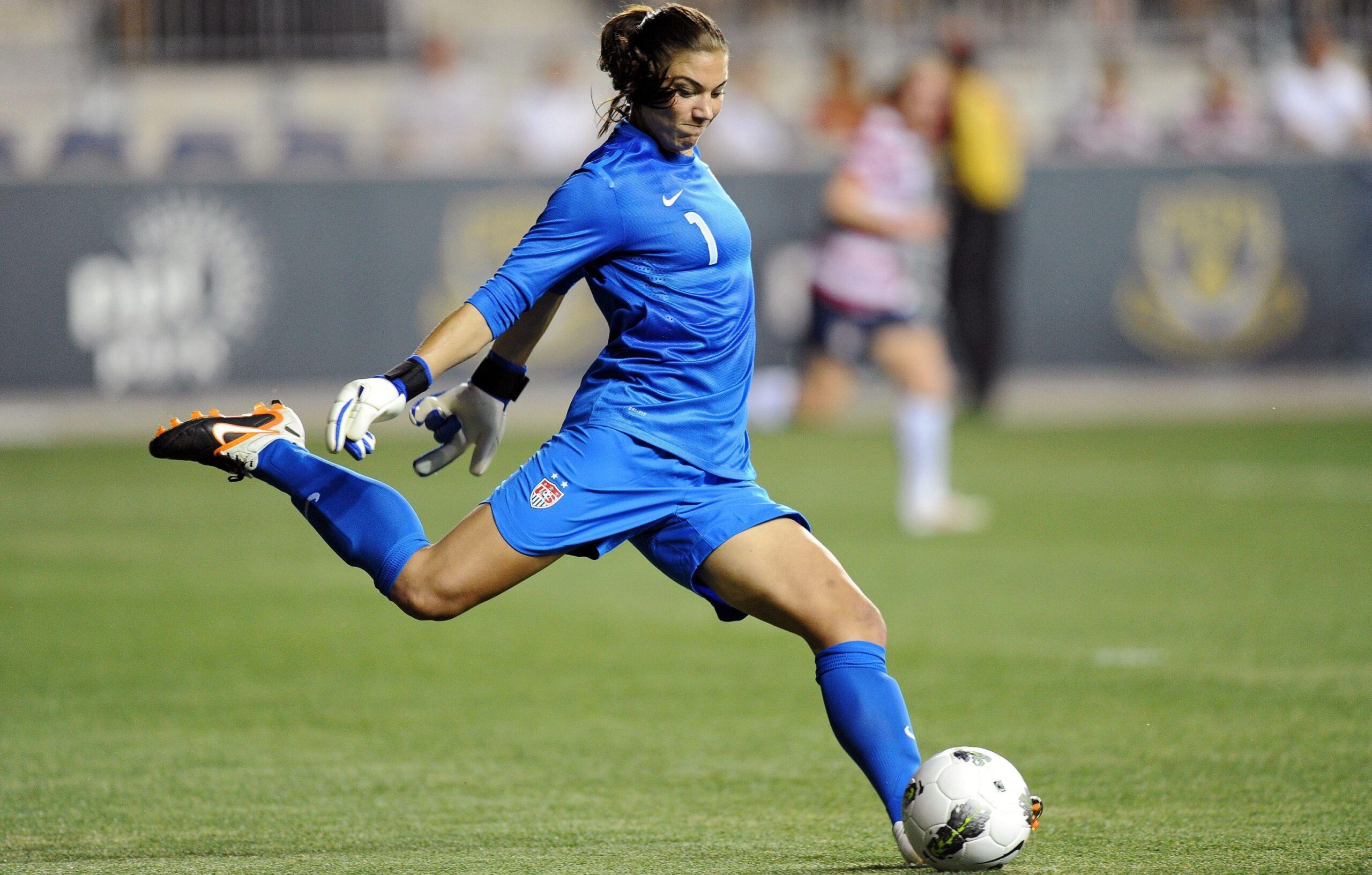 Hope Solo Wallpapers Image Photos Pictures Backgrounds