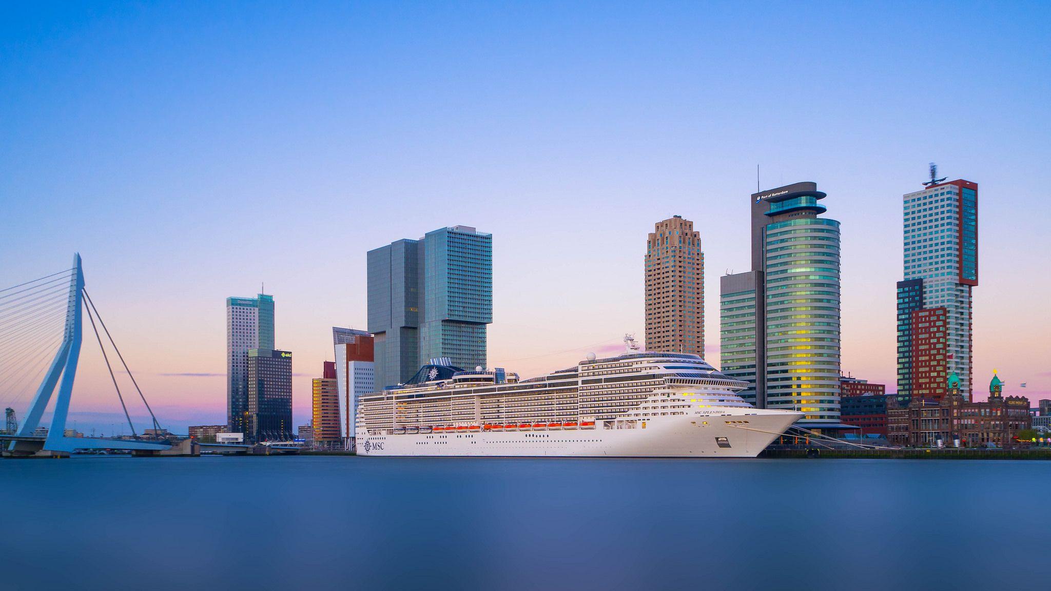 Long exposure photo of Rotterdam, Netherlands : wallpapers