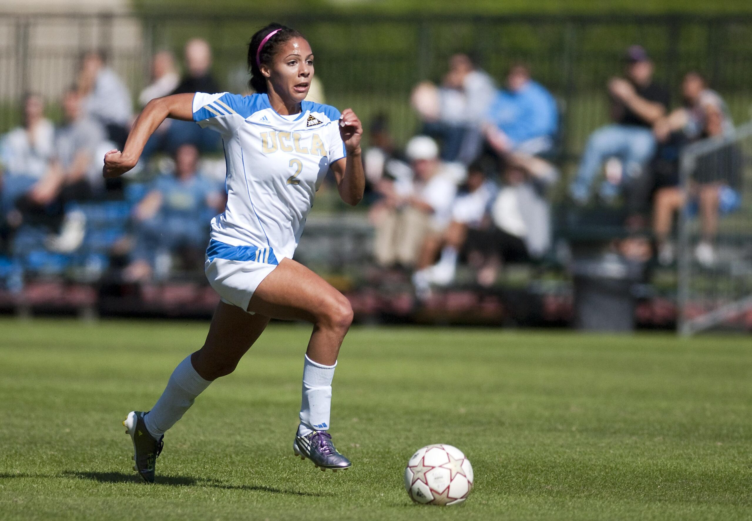 Bruin women’s soccer team closes regular season with wins against