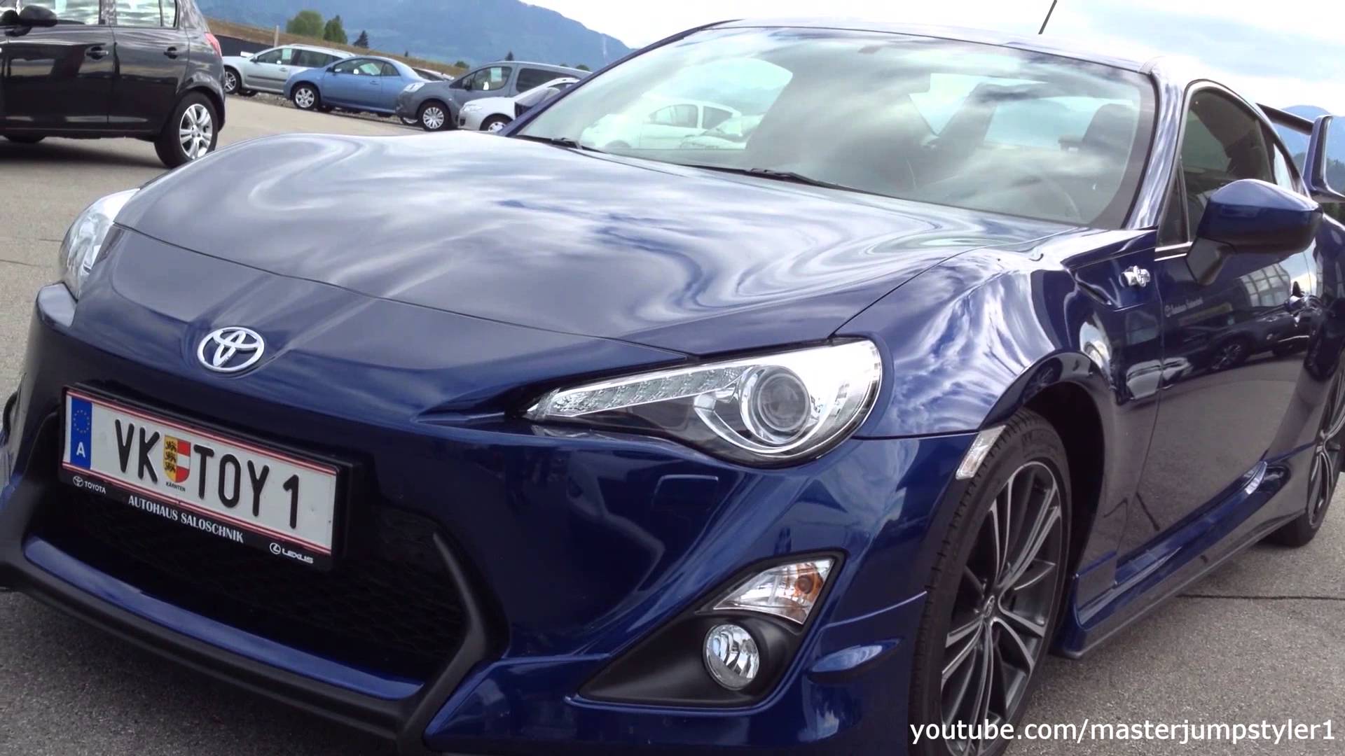 Toyota GT86 blue with Aero Kit