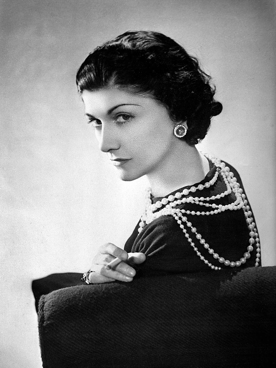 Coco Chanel Wallpapers Group