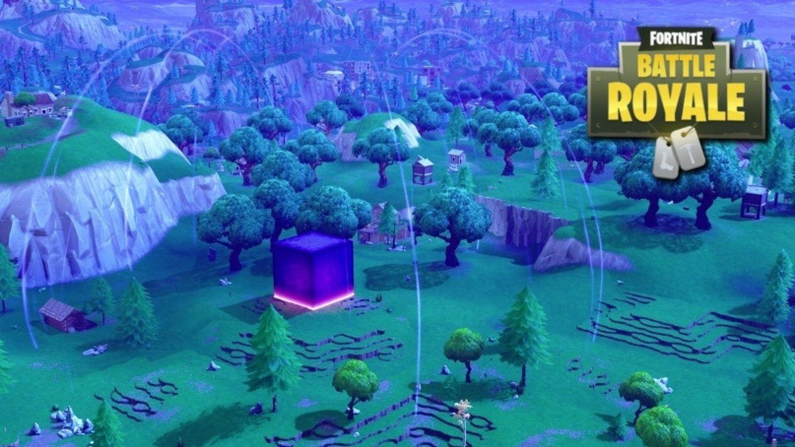 The Giant Cube in Fortnite Is Now Surrounded By a Low