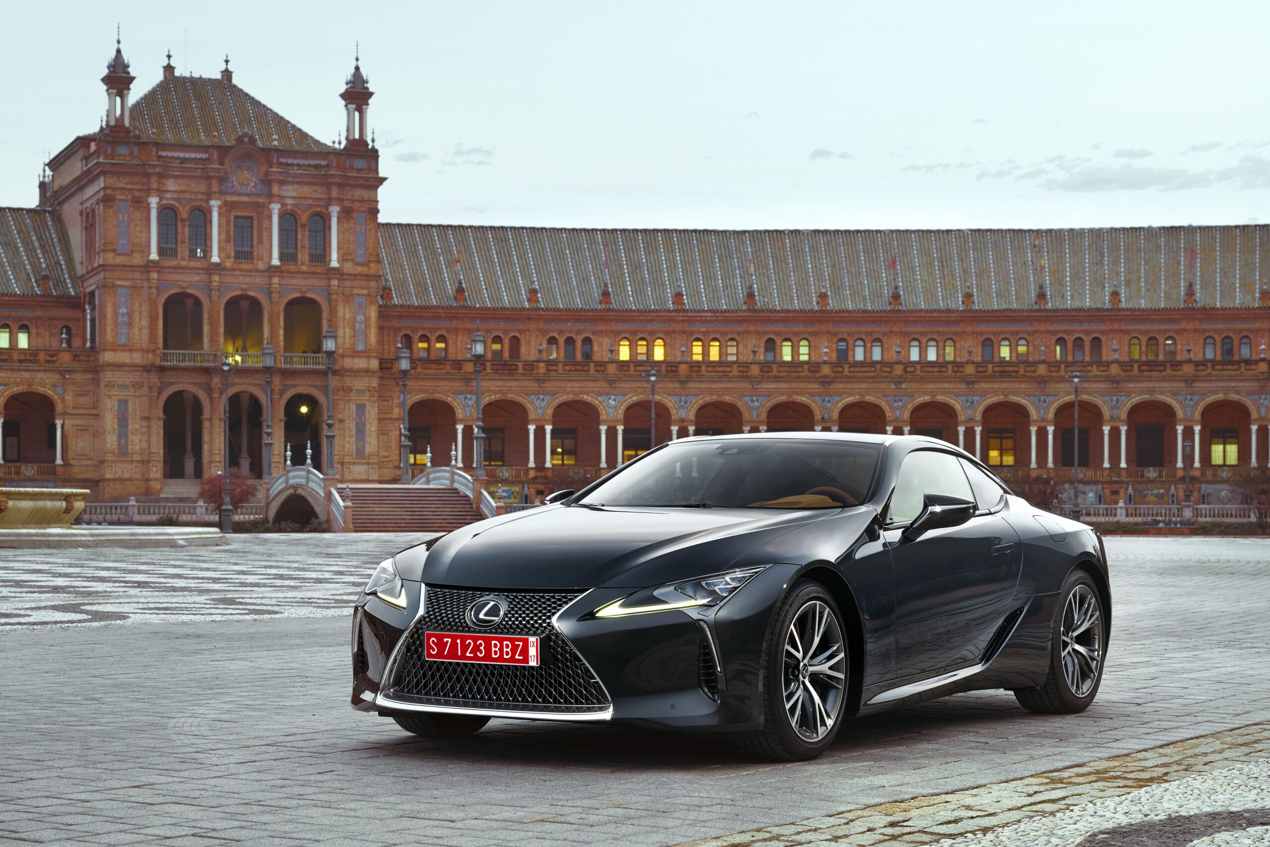 28 Lexus LC 500 HD Wallpapers