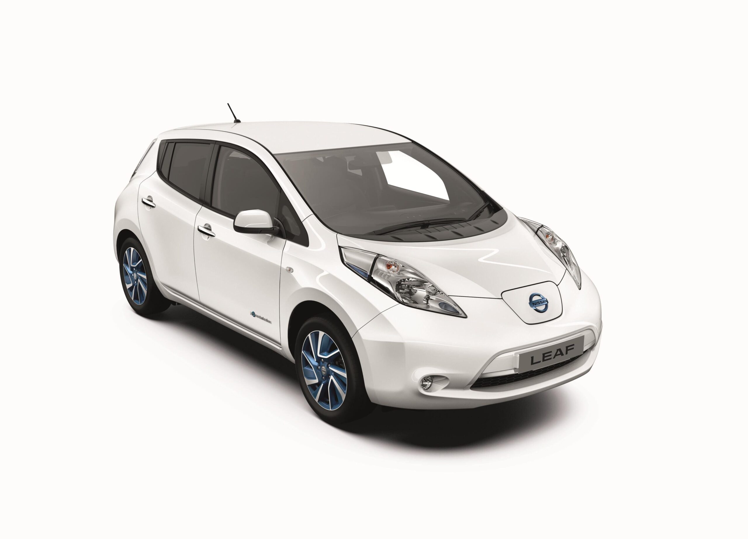 Nissan Leaf Wallpapers Image Photos Pictures Backgrounds