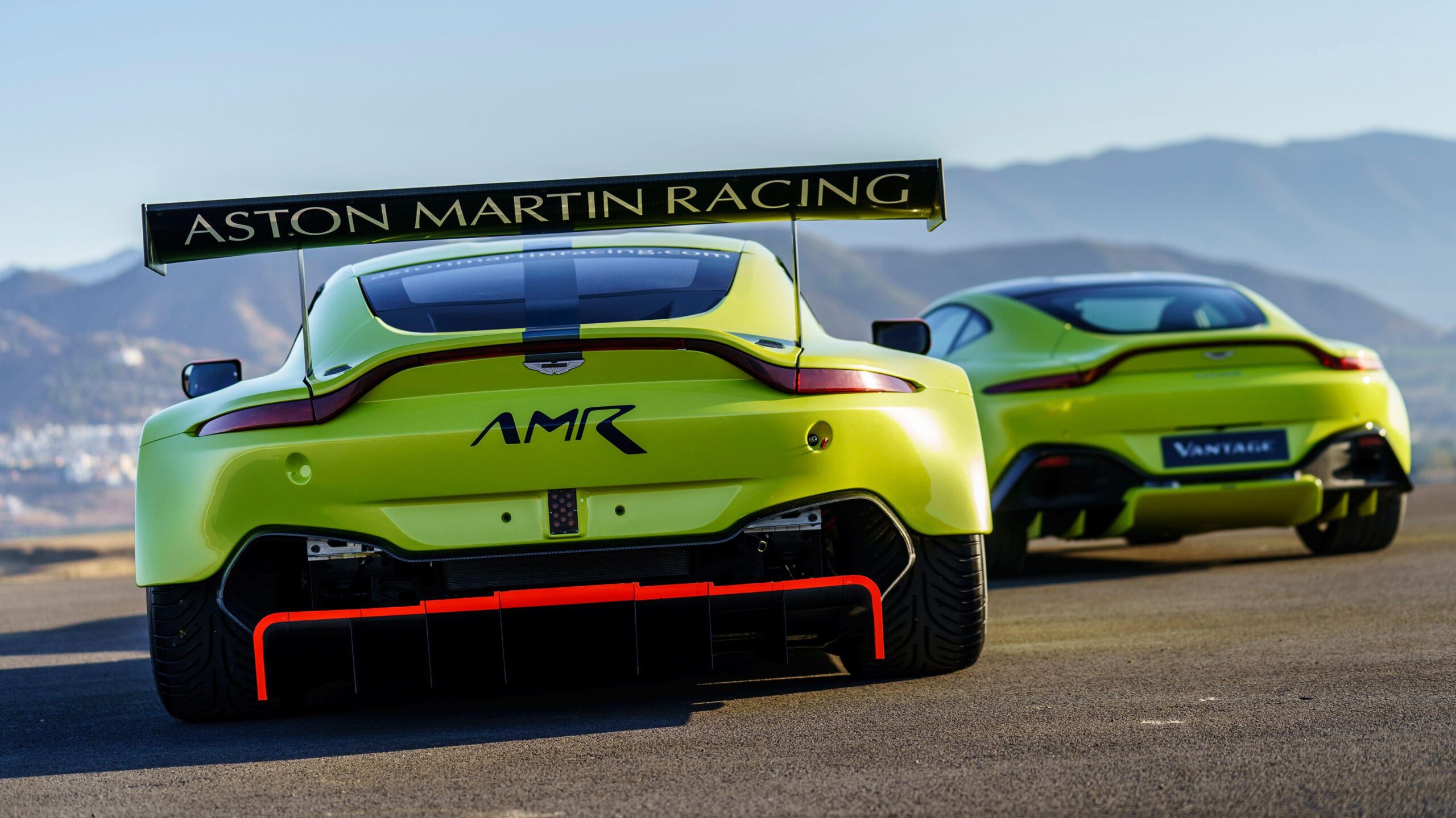 2018 Aston Martin Vantage GTE 4K 2 Wallpapers