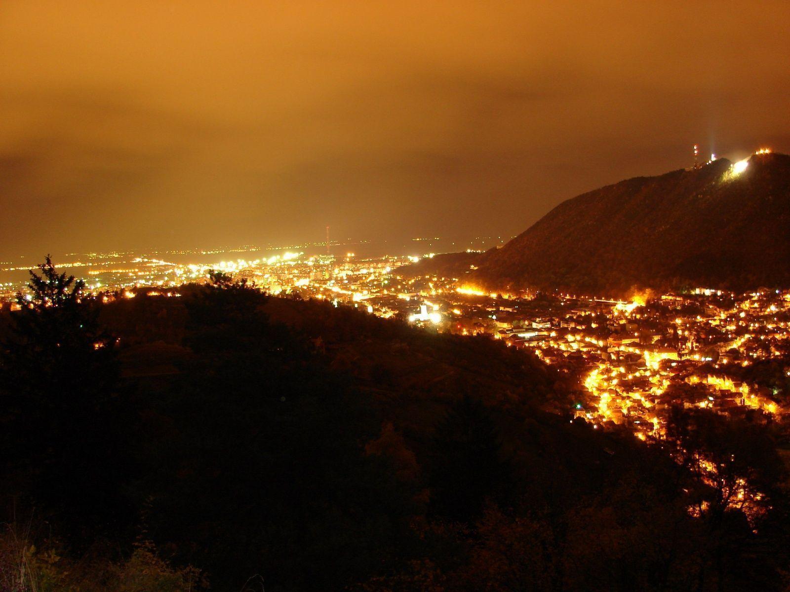 Brasov Night wallpapers and image