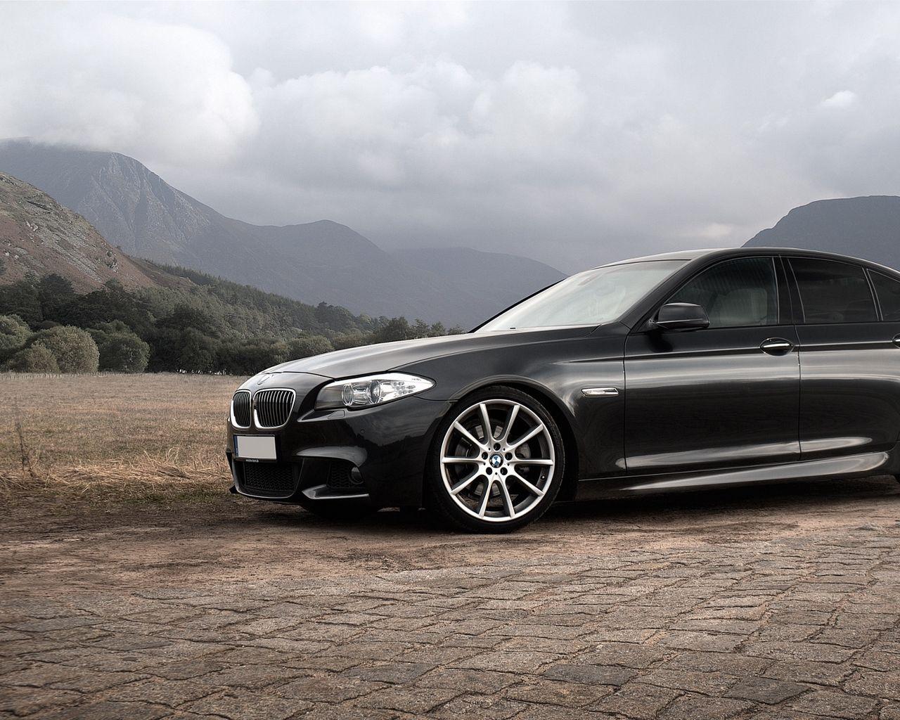 Download wallpapers bmw, 5, black, side view, f10 standard